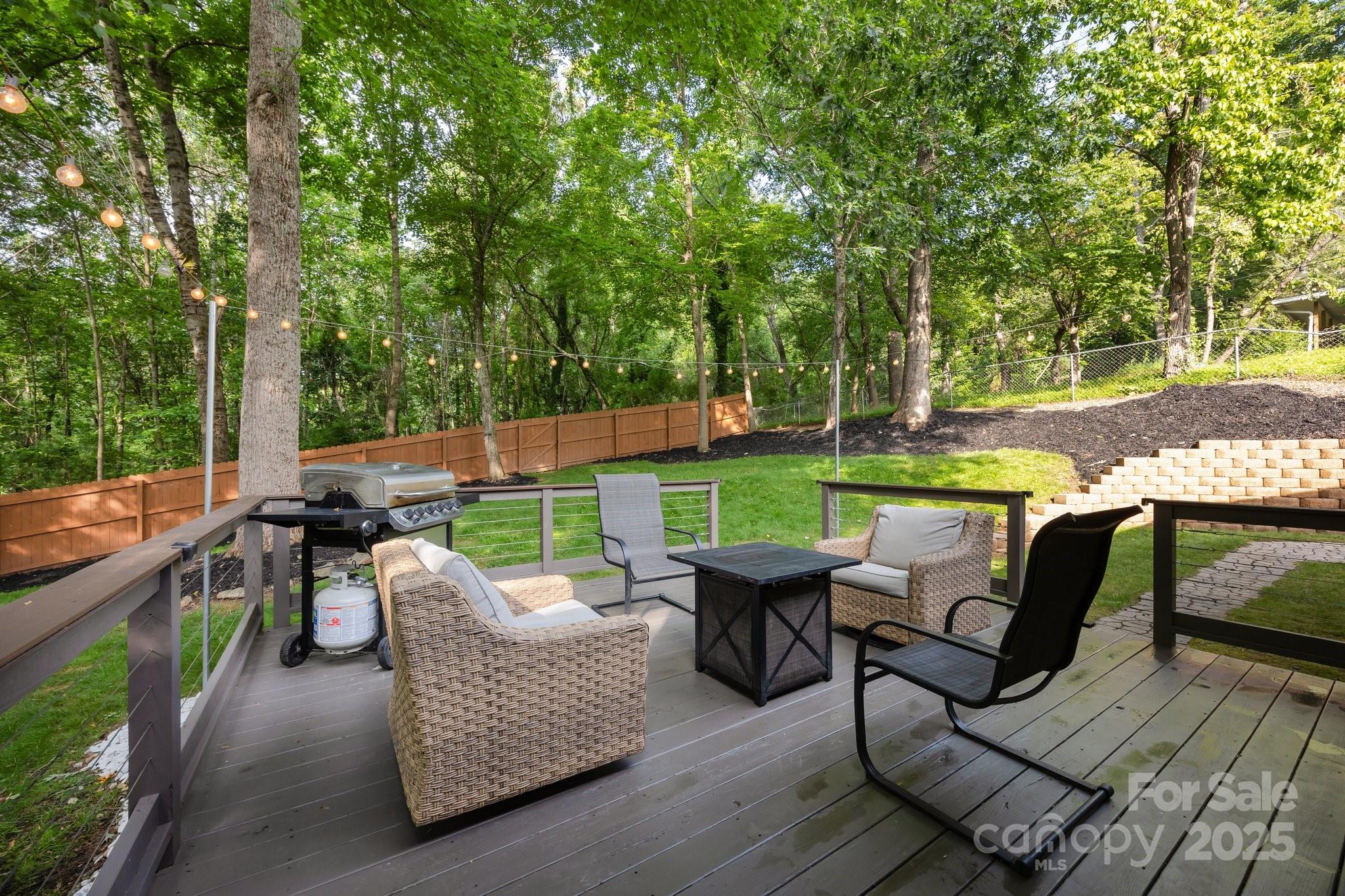 56 Wake Robin Way