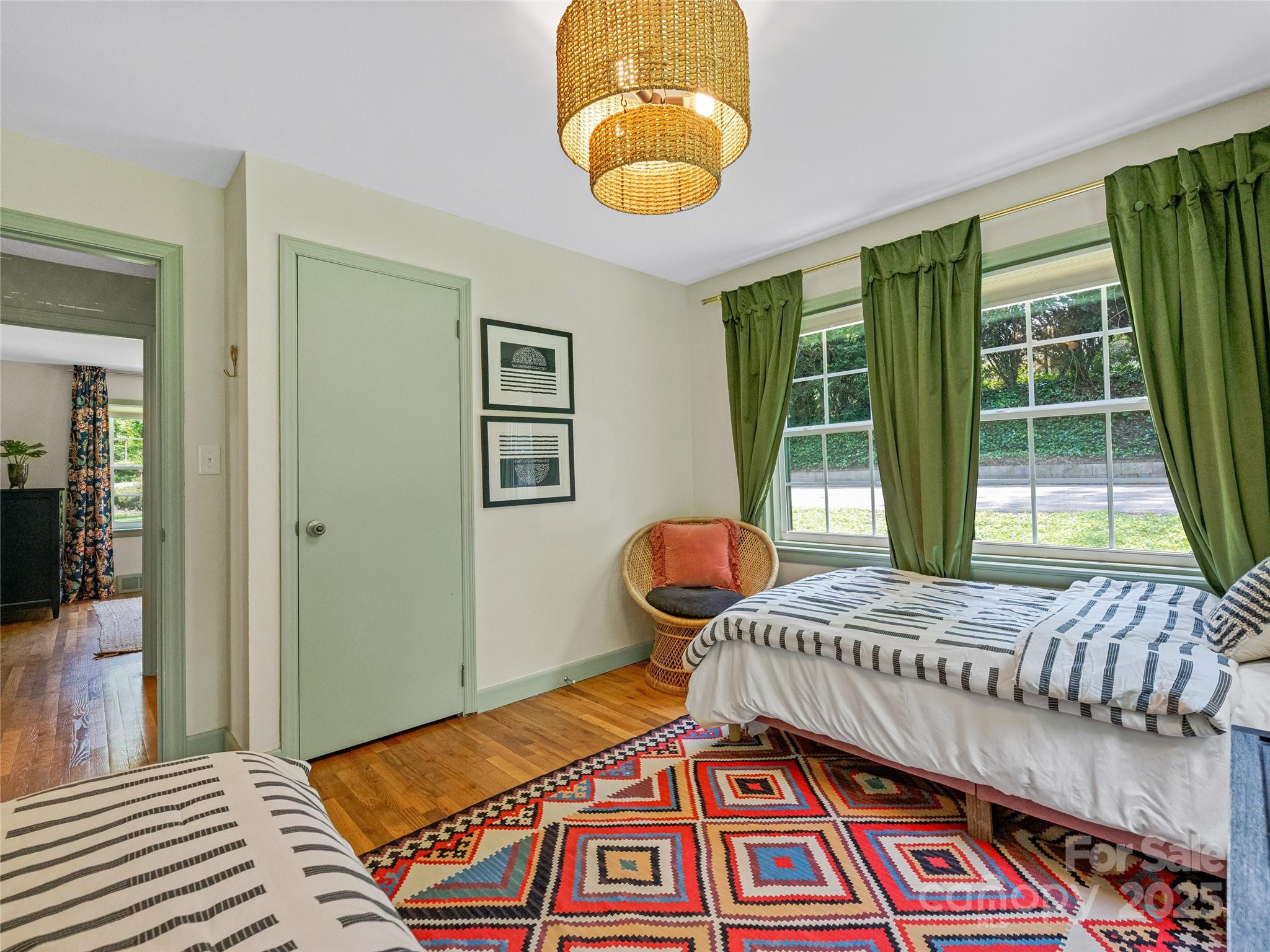90 W Skyland Circle Unit: 1