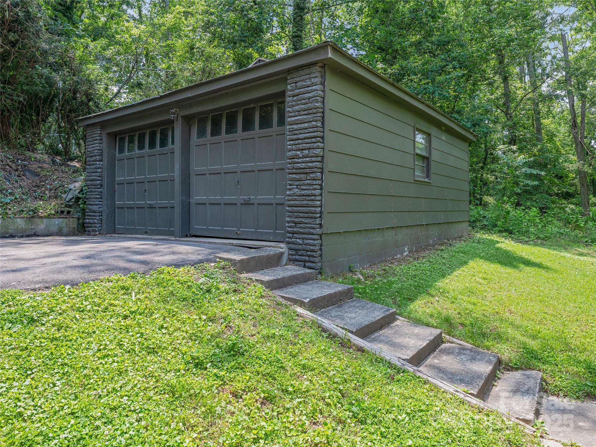 90 W Skyland Circle Unit: 1