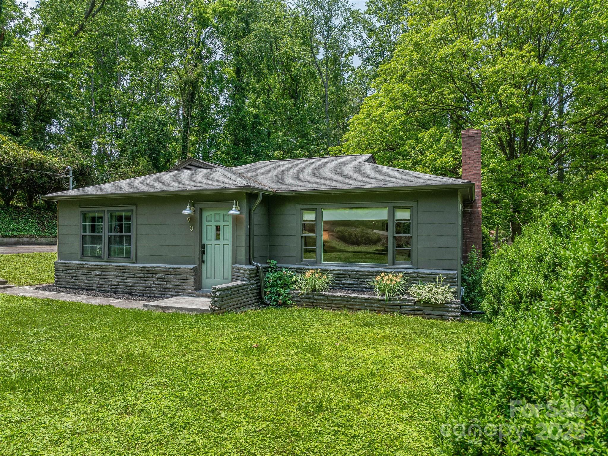 90 W Skyland Circle Unit: 1