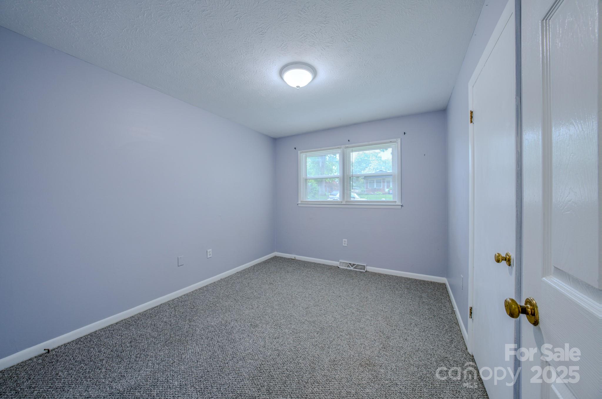 109 Chapman Drive