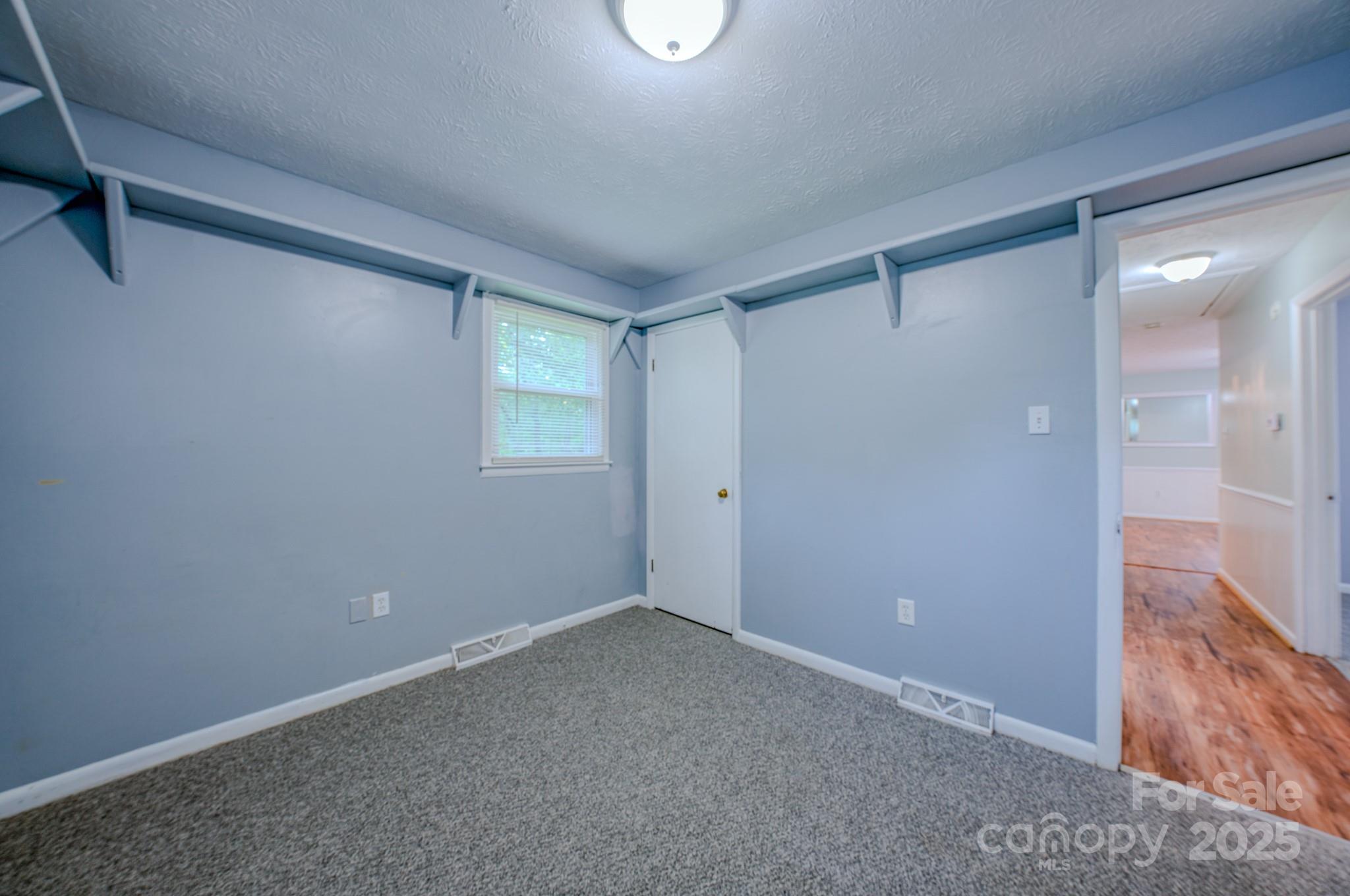 109 Chapman Drive