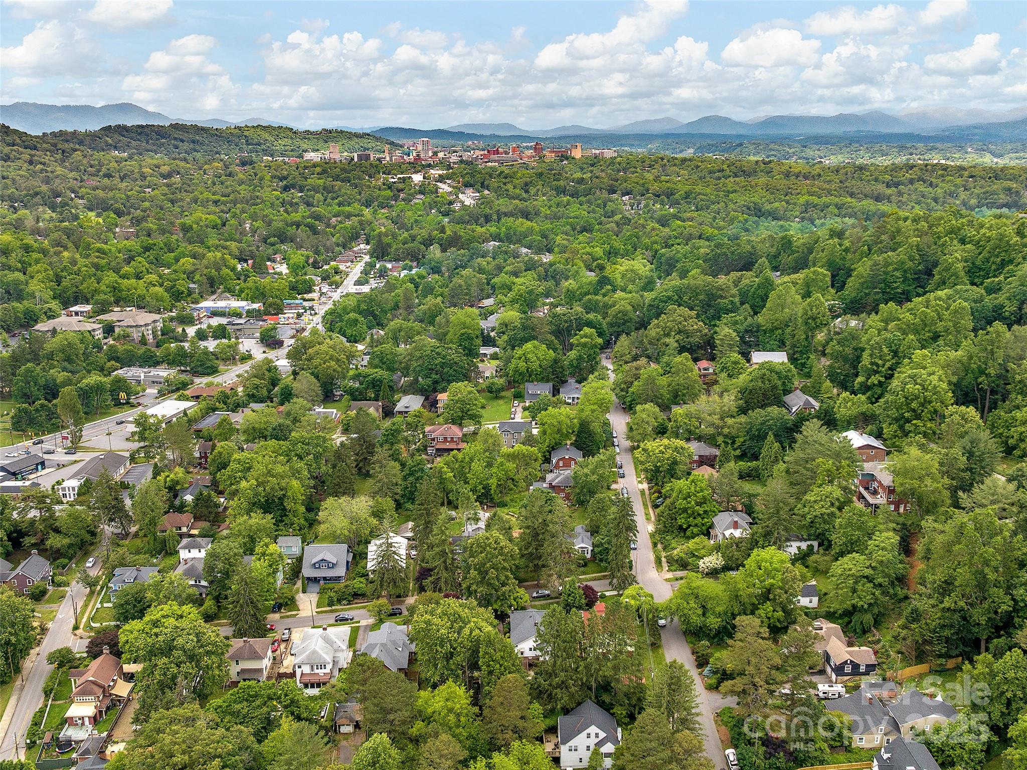 25 Mount Vernon Circle