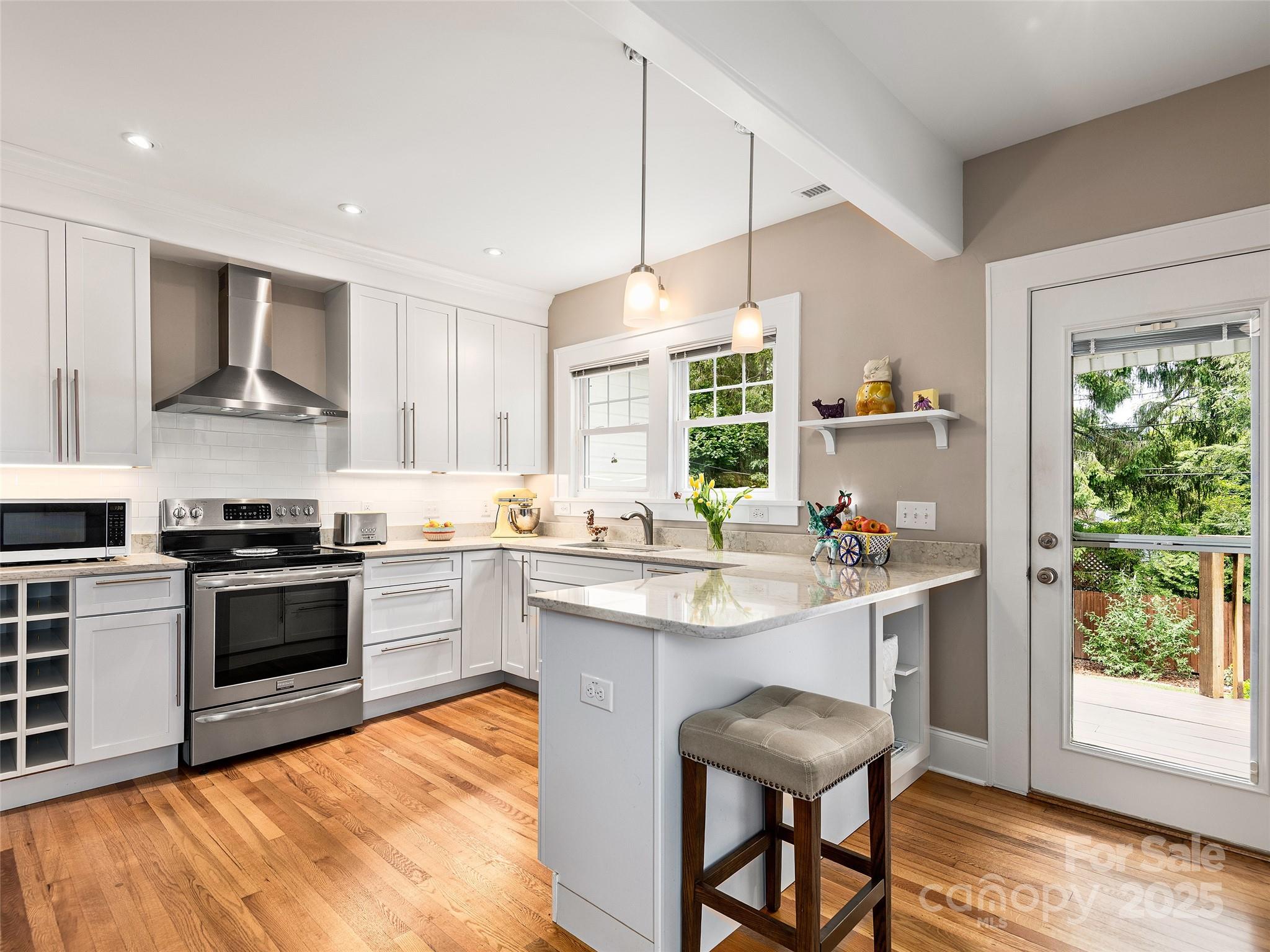 25 Mount Vernon Circle