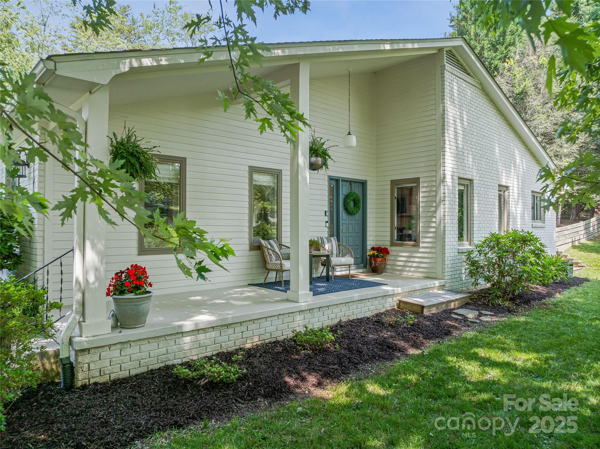 5 Lowry Lane