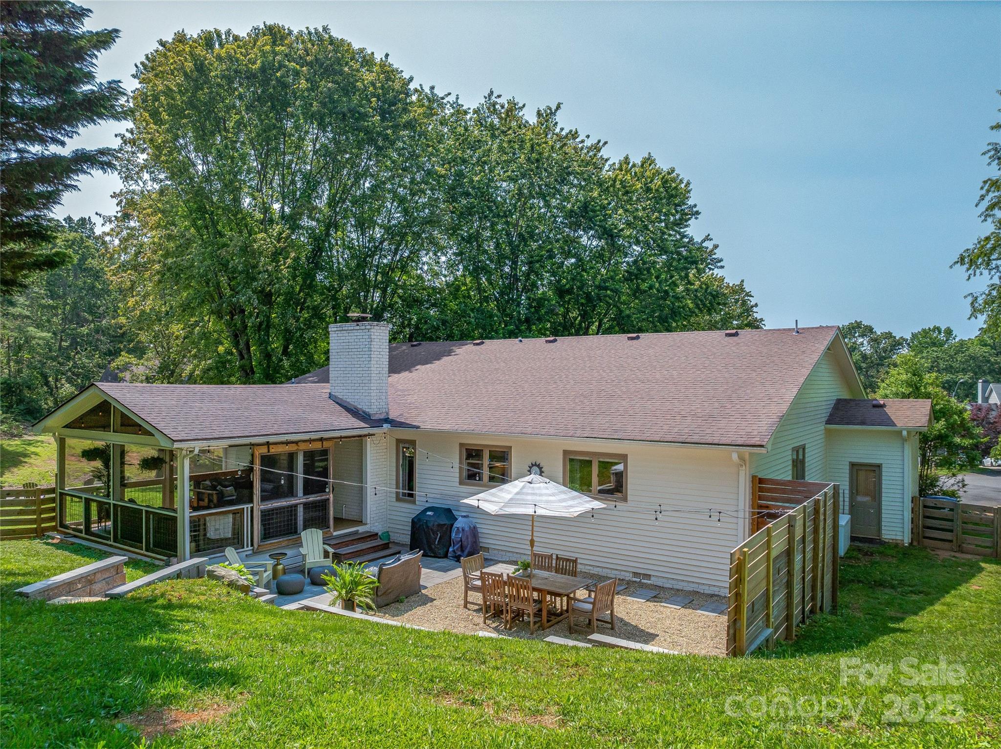 5 Lowry Lane