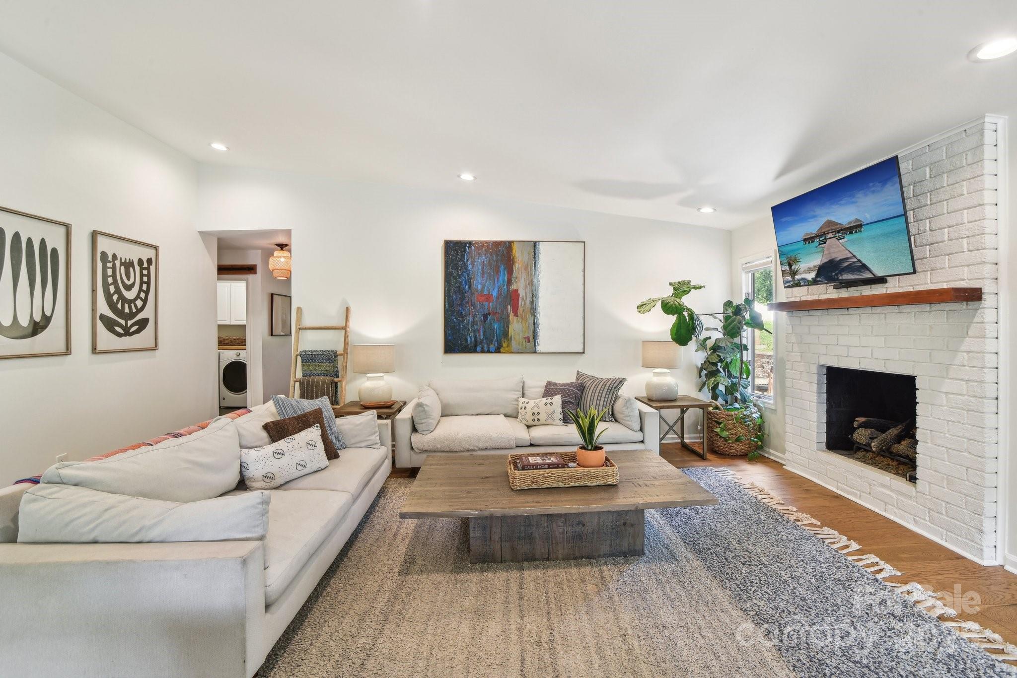 5 Lowry Lane