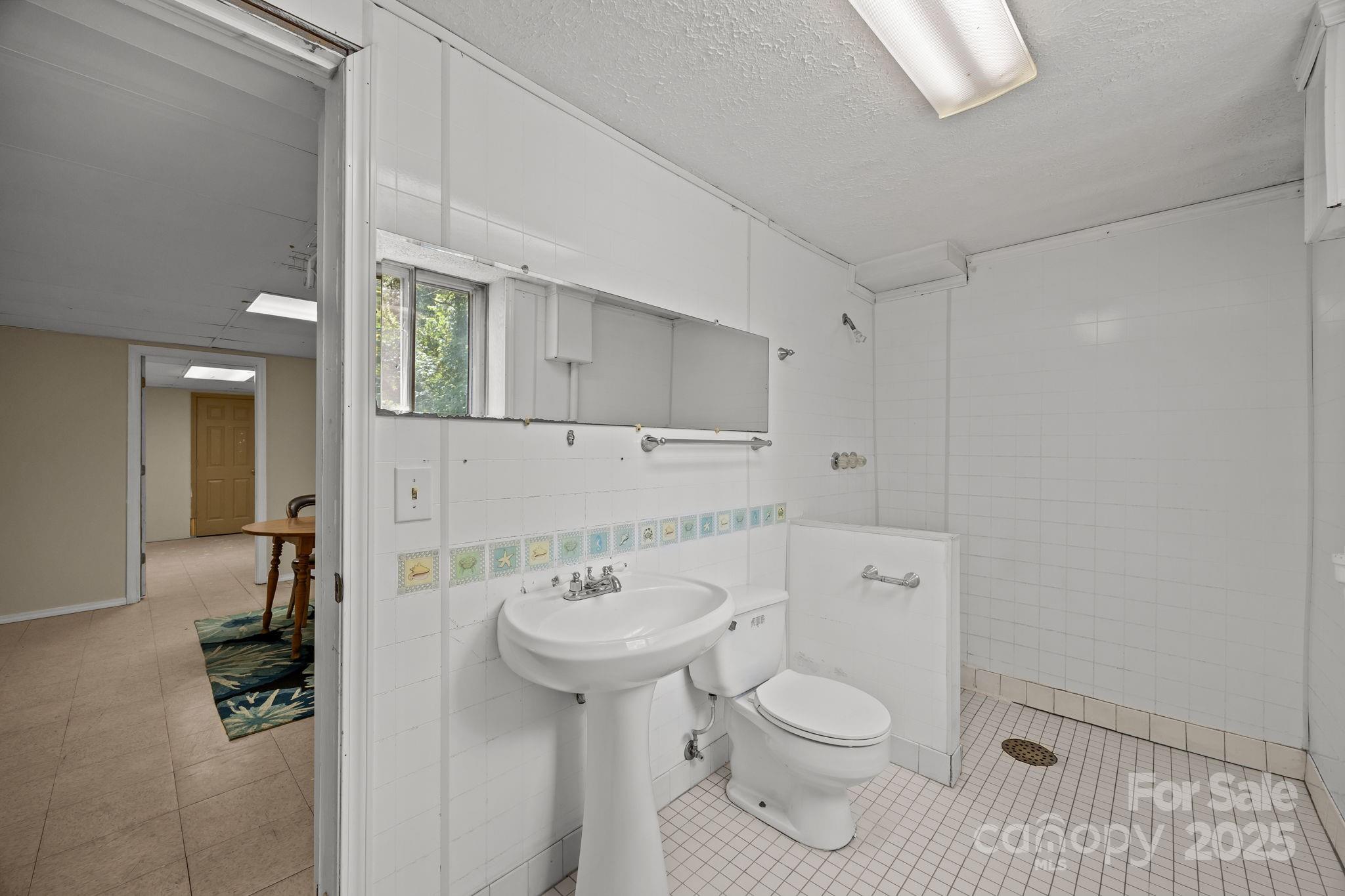 90 Knob Hill Road