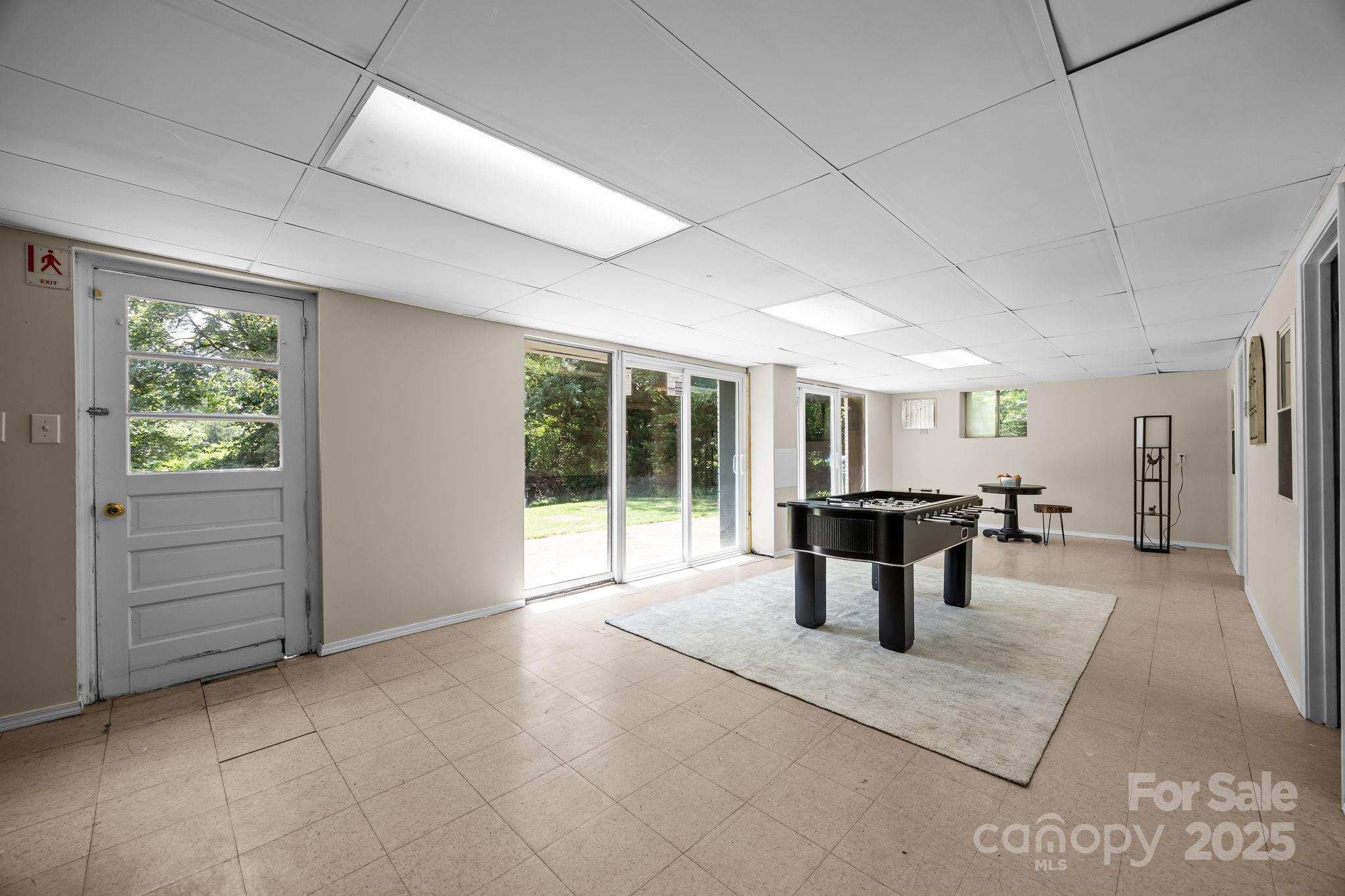 90 Knob Hill Road