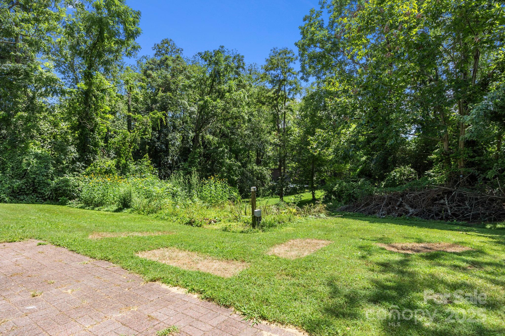 90 Knob Hill Road