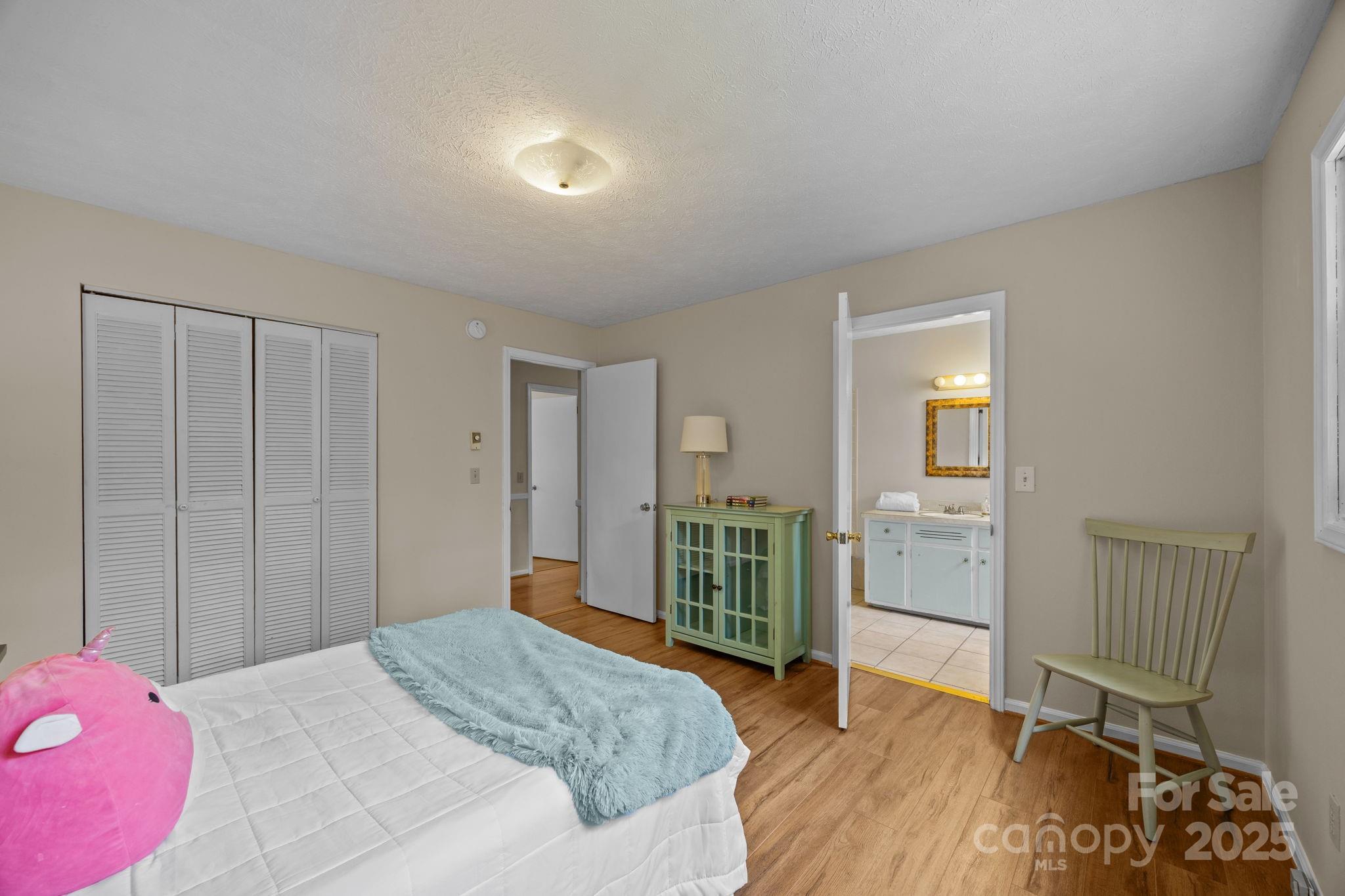 90 Knob Hill Road