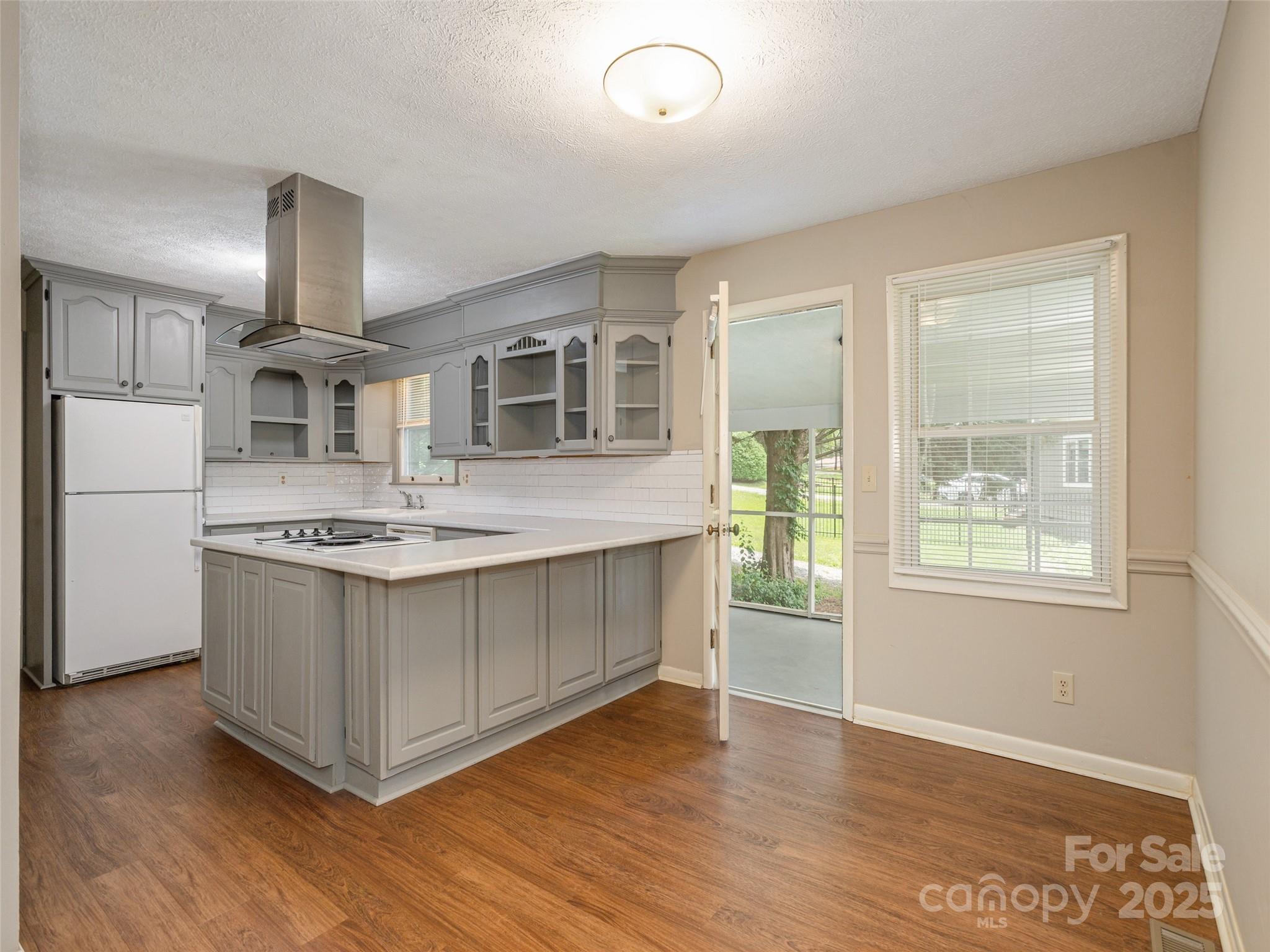 561 Fairway Drive