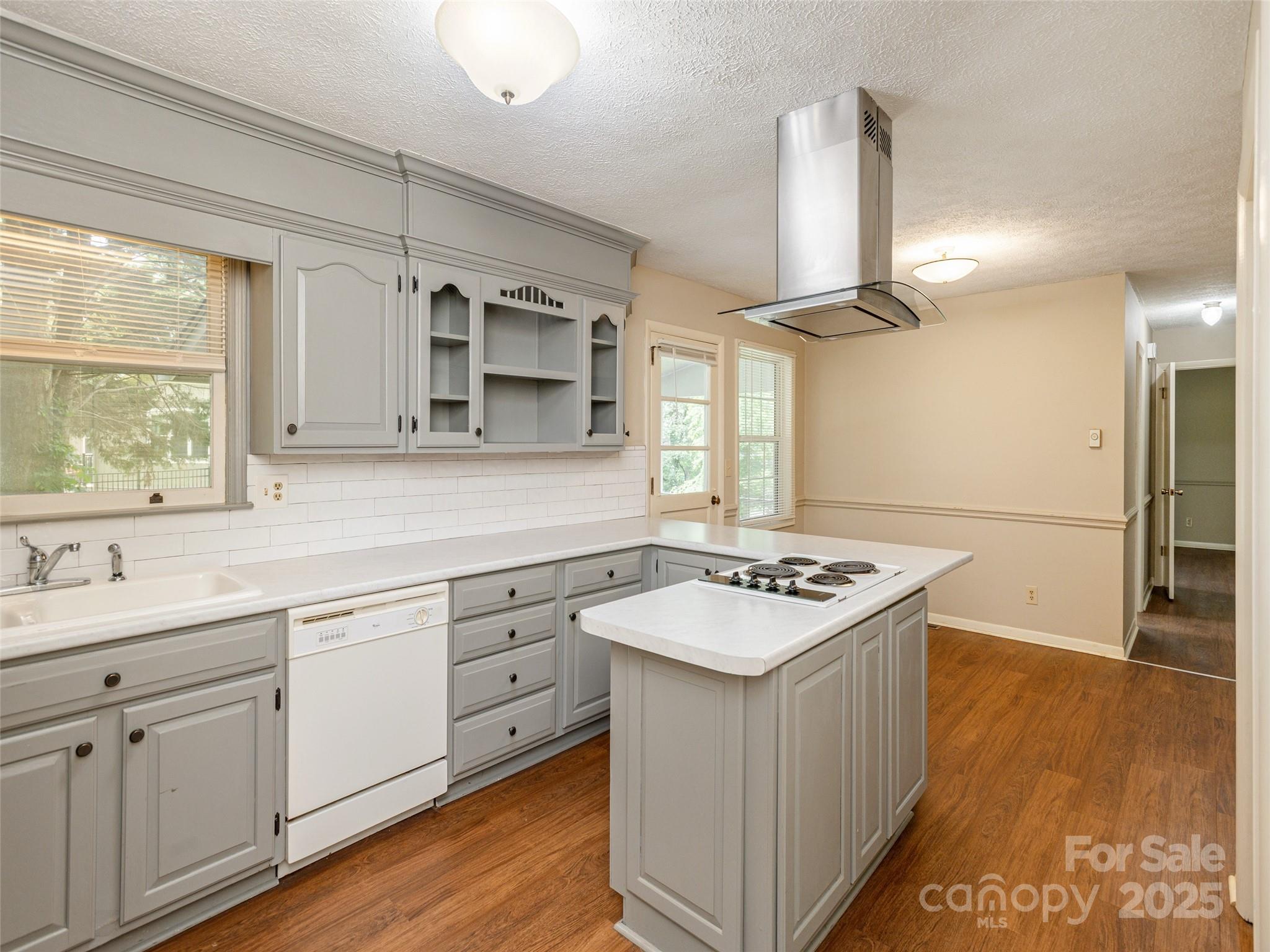 561 Fairway Drive