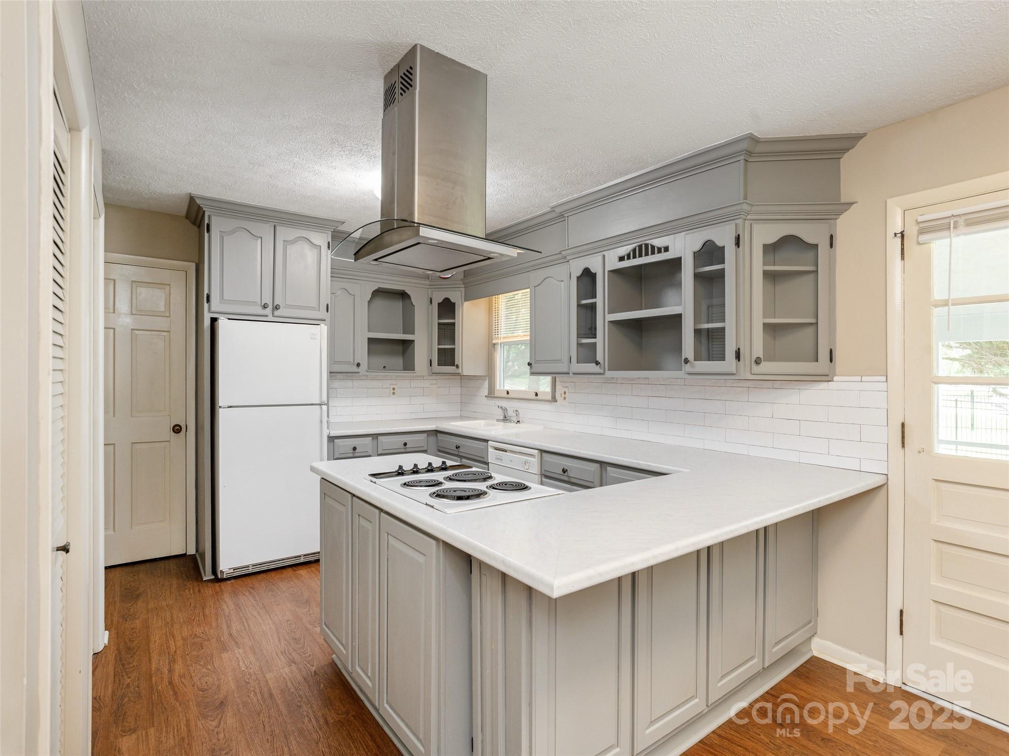 561 Fairway Drive