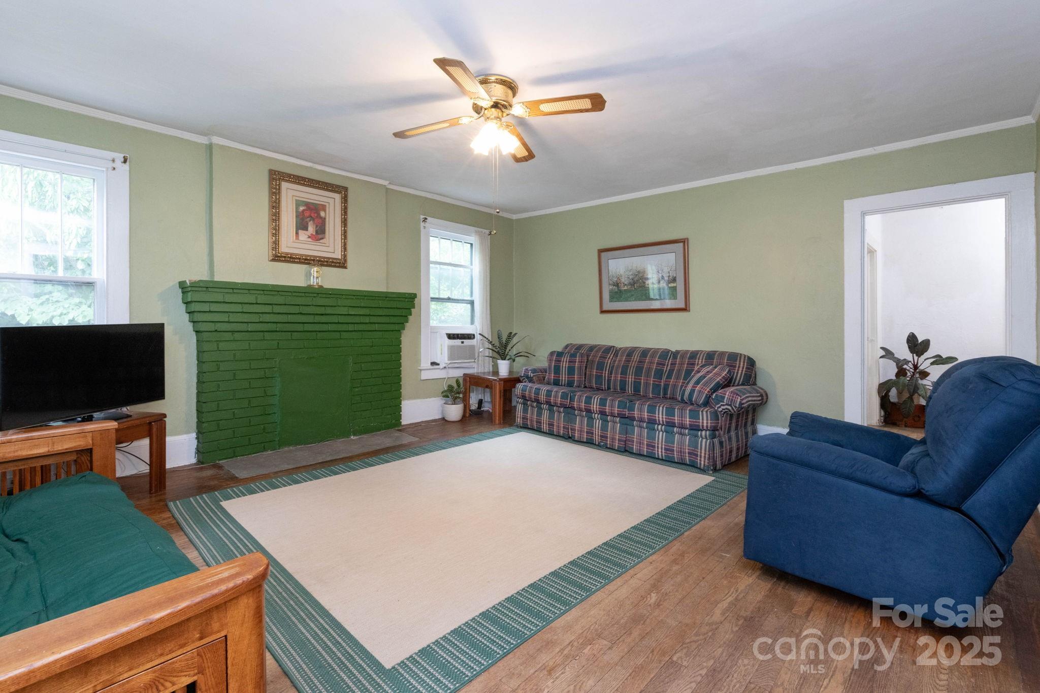 108 Woodrow Avenue