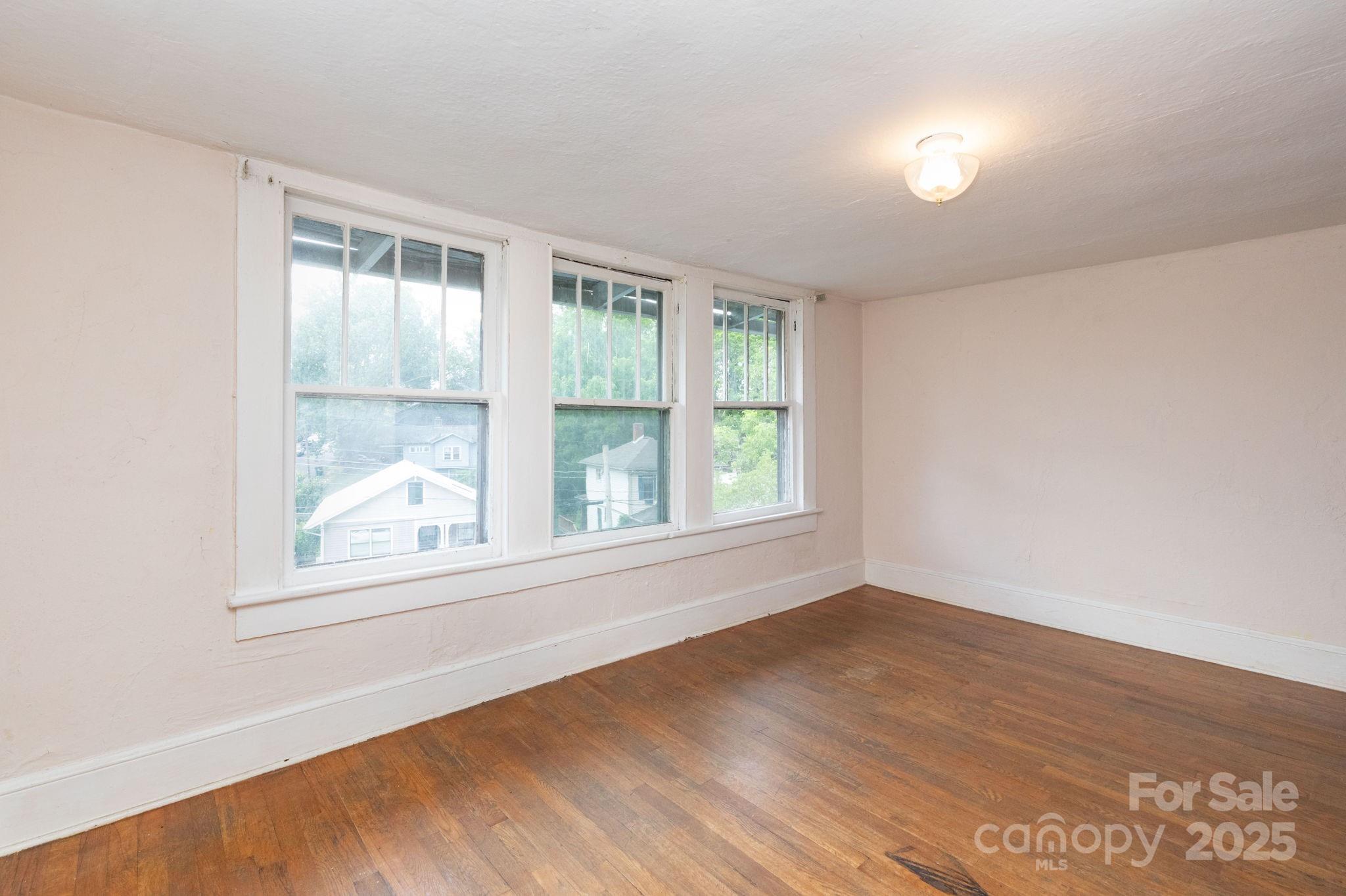 108 Woodrow Avenue