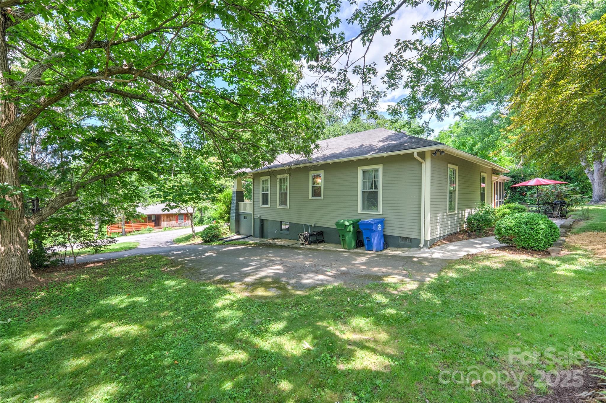 50 Wanoca Avenue