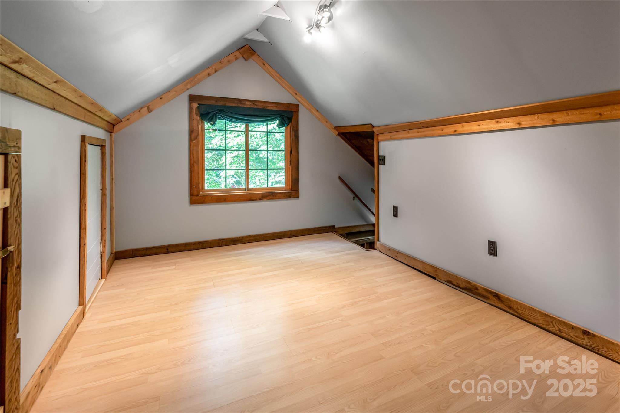 65 Woodfern Drive