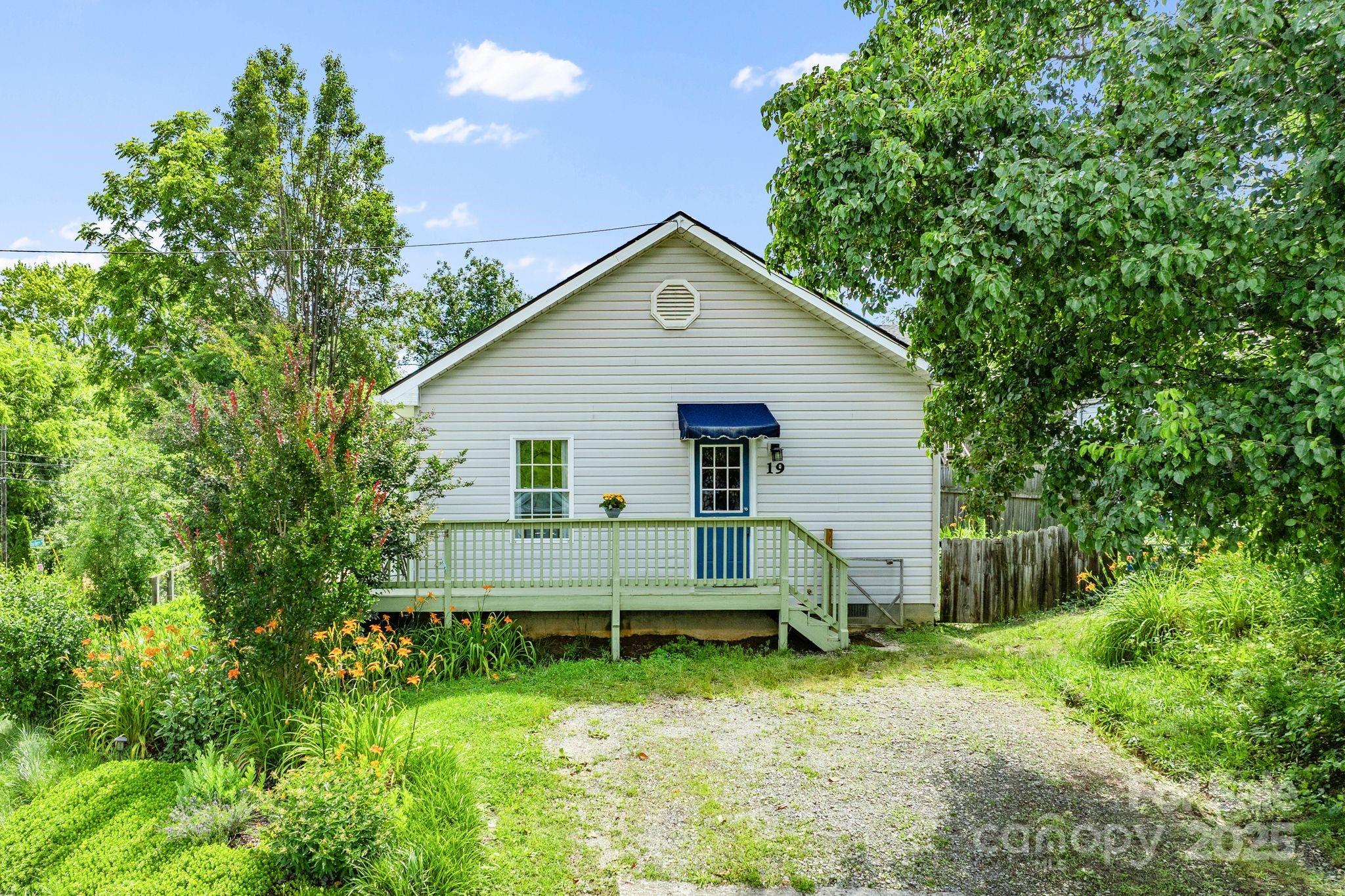 19 Busbee View Road