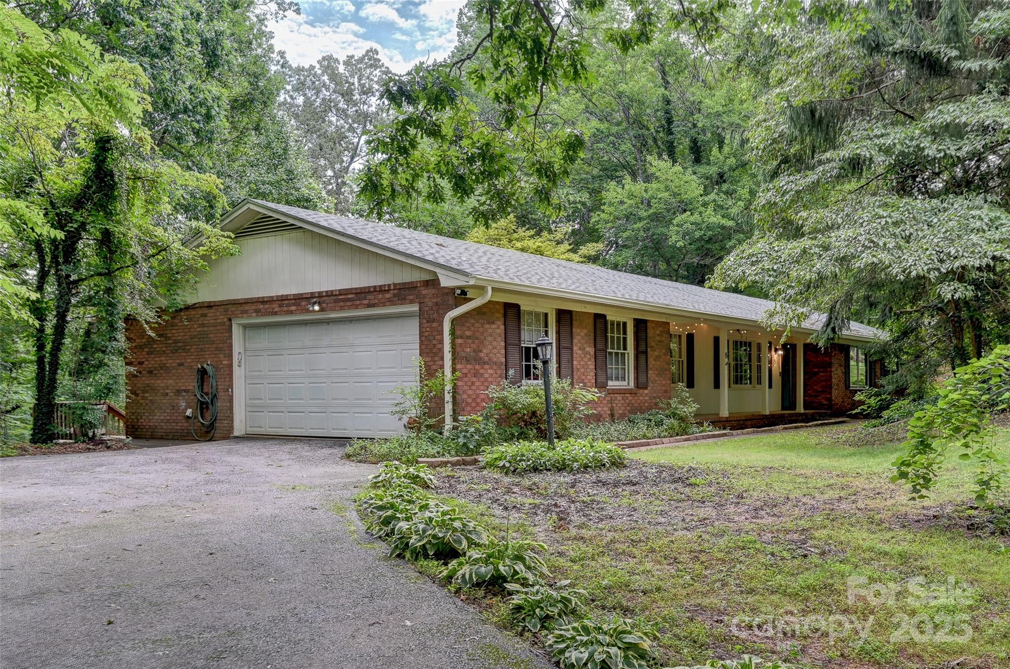 8 Mayfair Drive