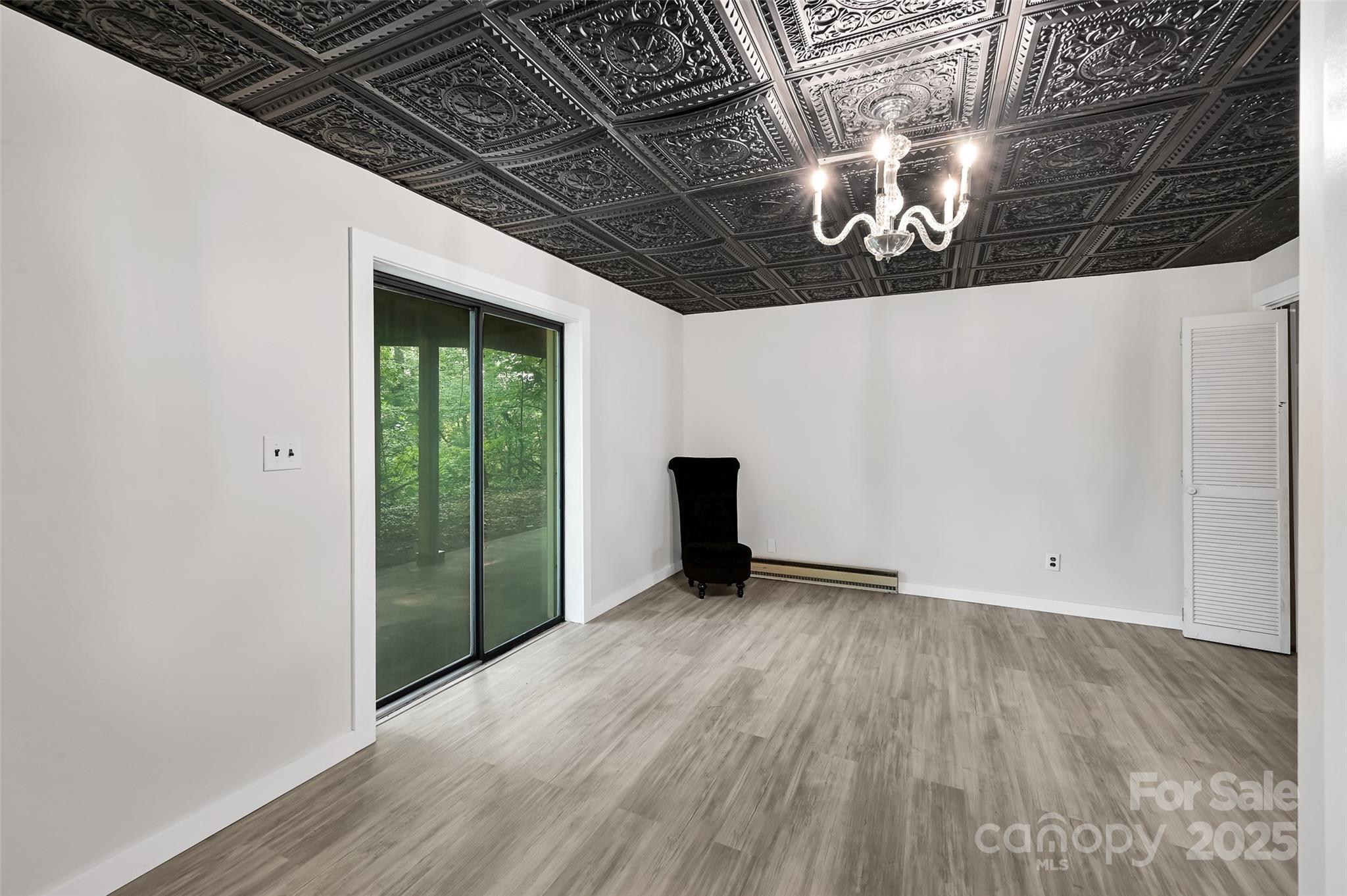 8 Mayfair Drive
