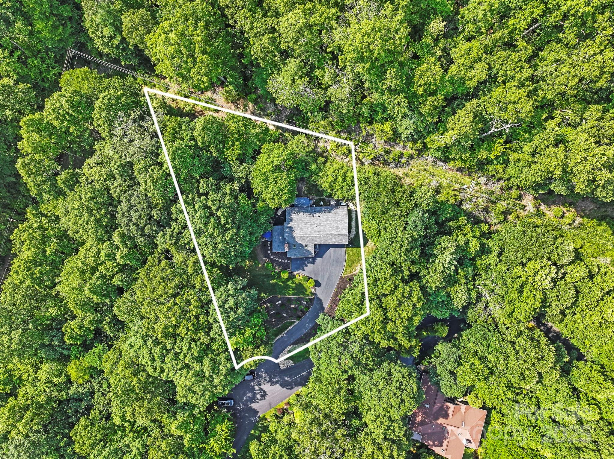 2440 W Cumming Woods Lane