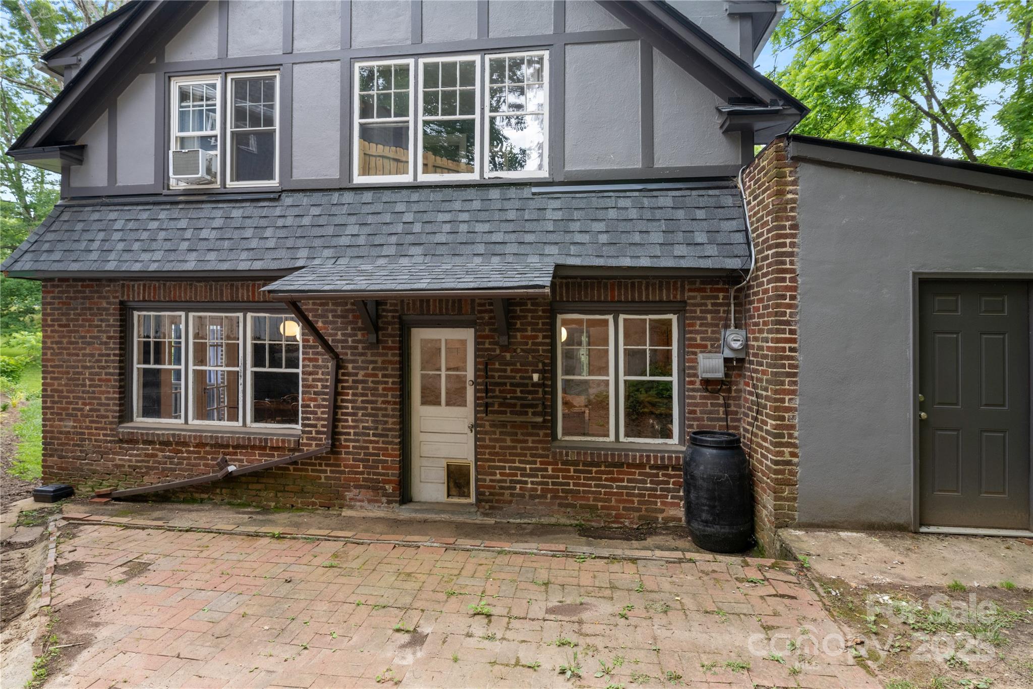 30 Caledonia Road