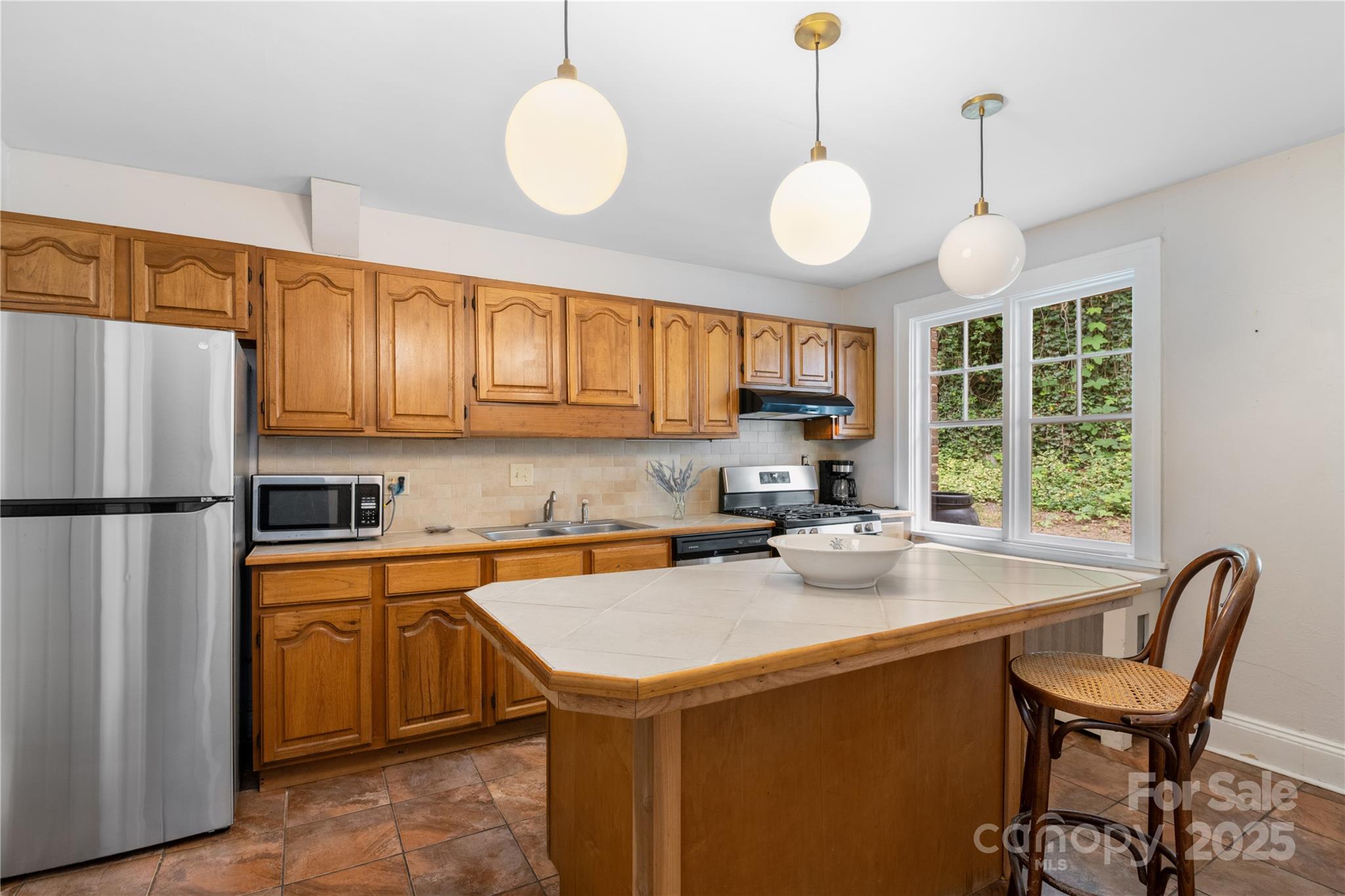 30 Caledonia Road