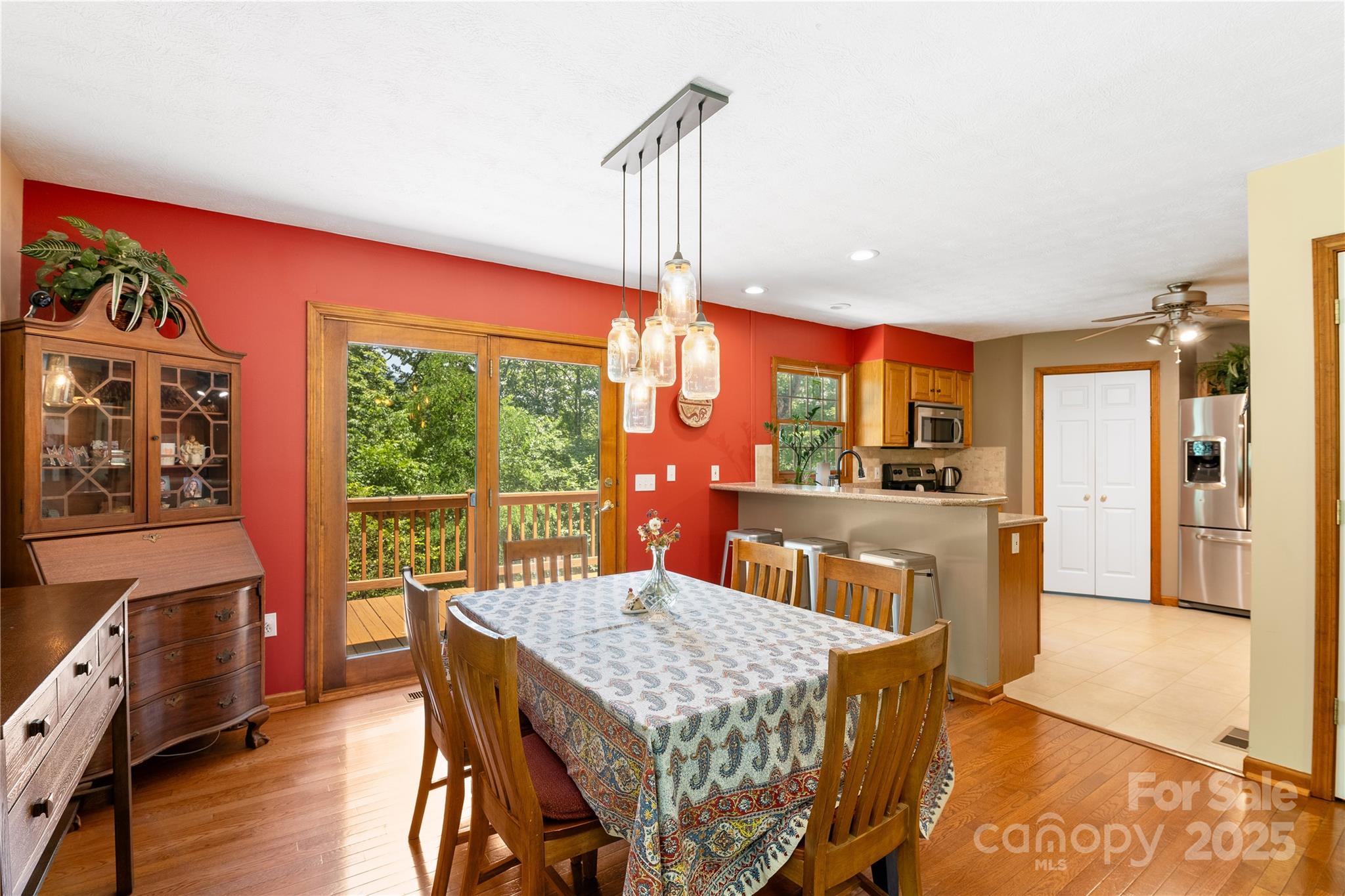 12 Howling Waite Ridge
