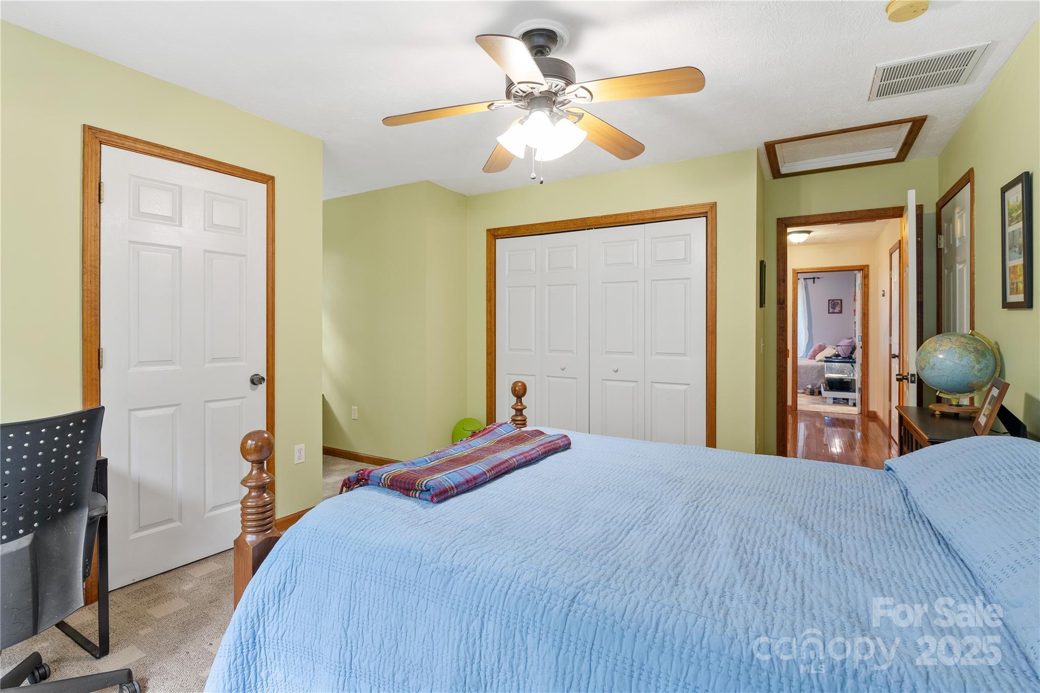 12 Howling Waite Ridge