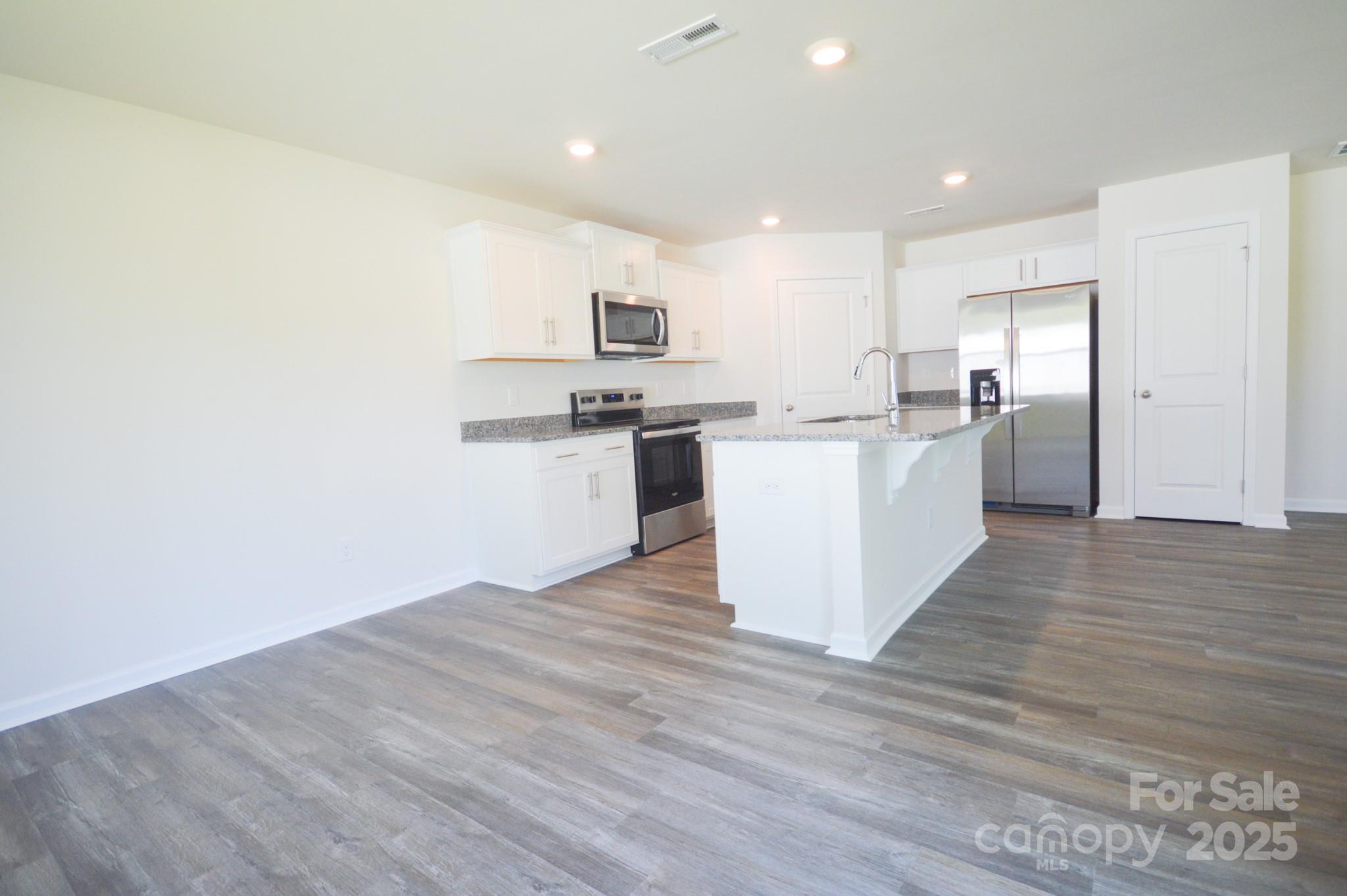 73 Lillian Lane