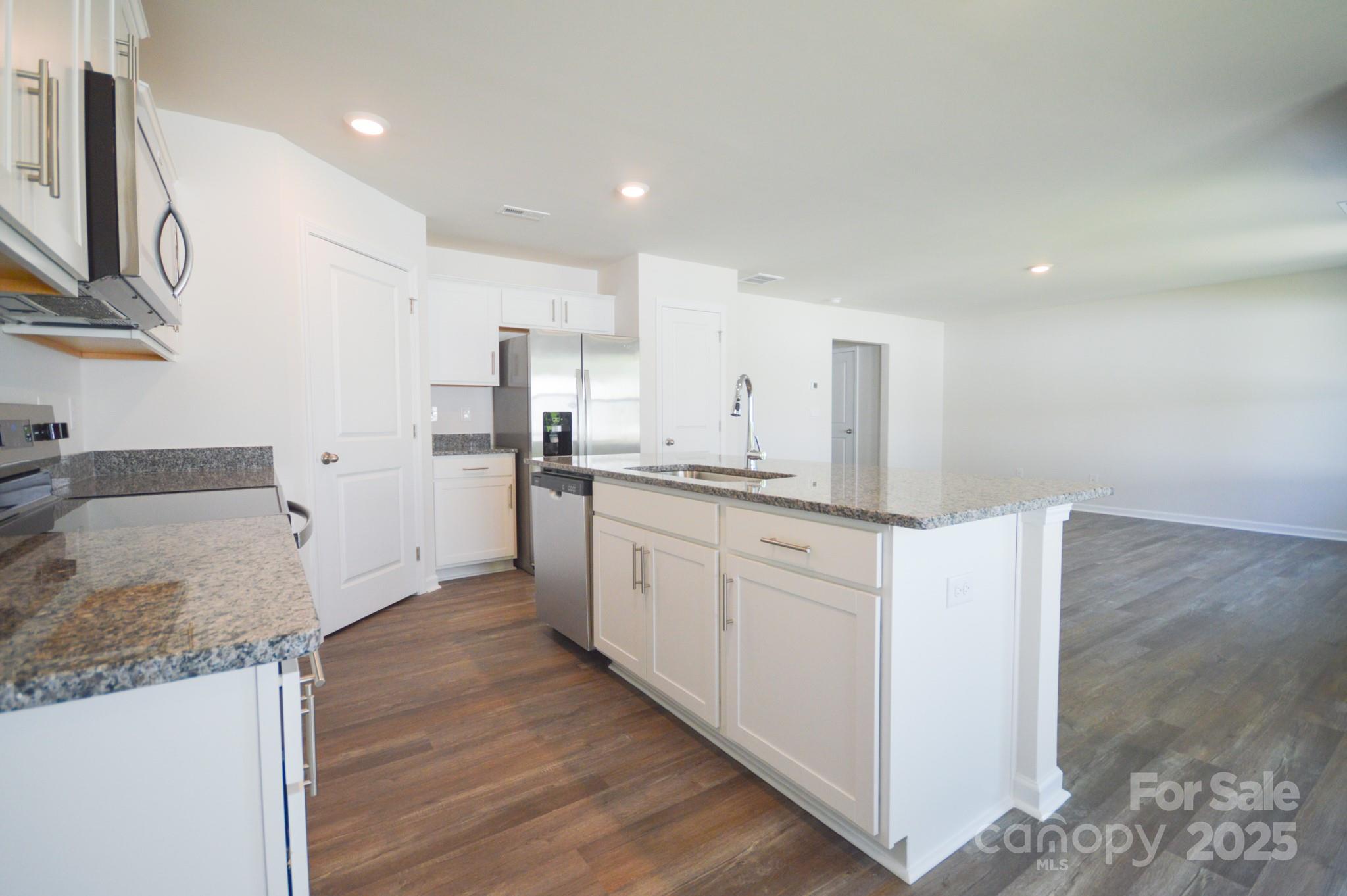 73 Lillian Lane