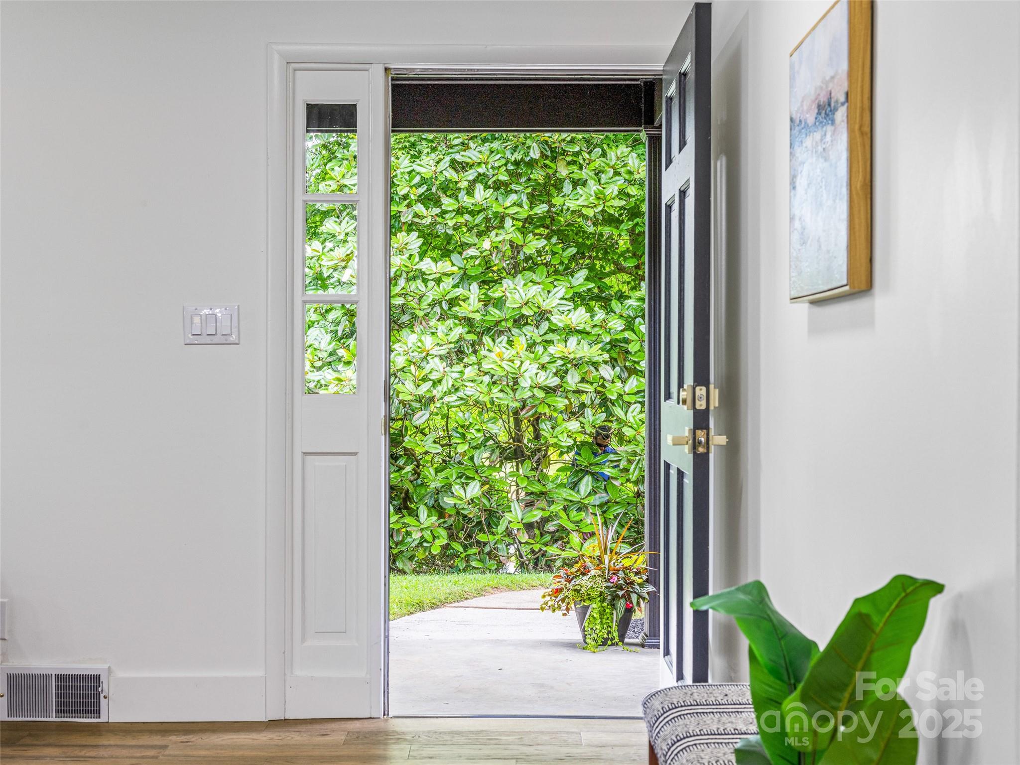 3 Acorn Road