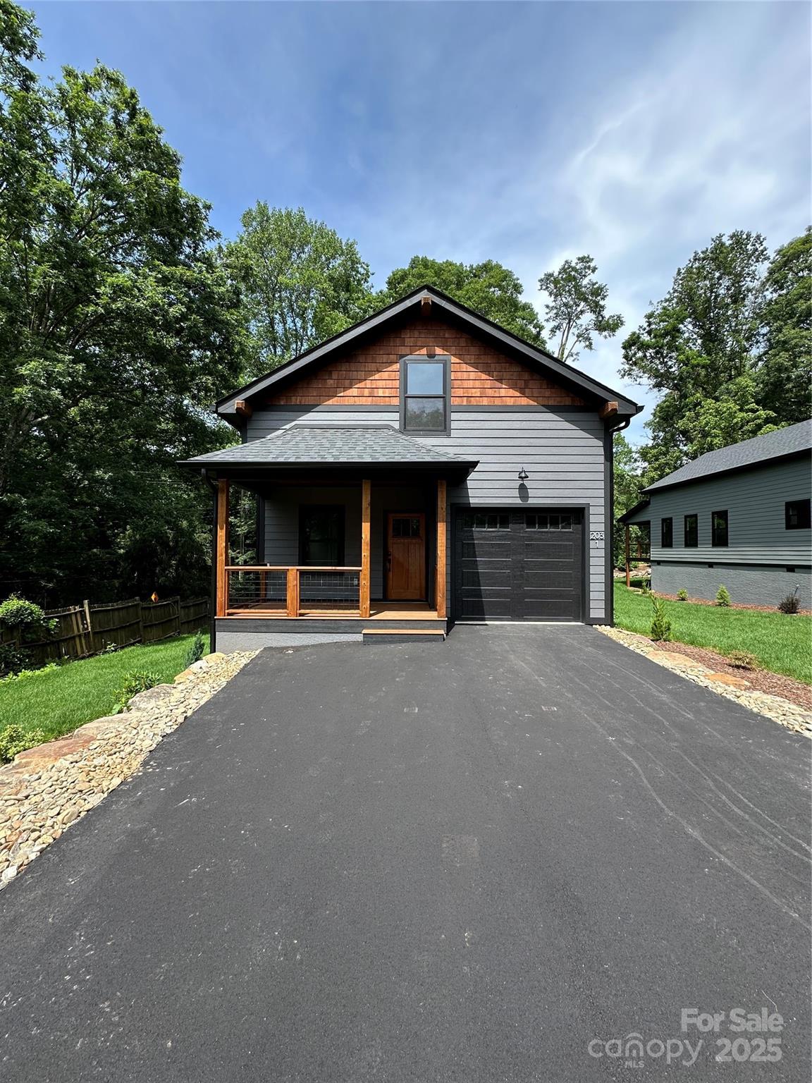 203 1 S Oconeechee Avenue