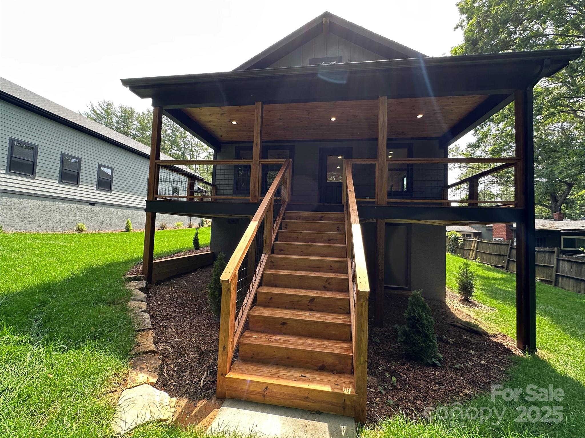 203 1 S Oconeechee Avenue