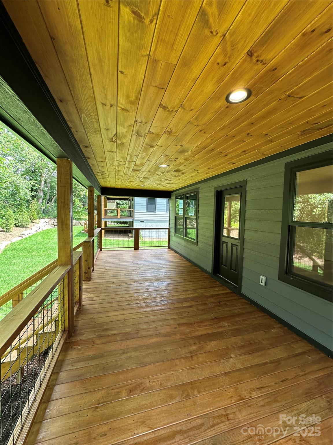 203 1 S Oconeechee Avenue