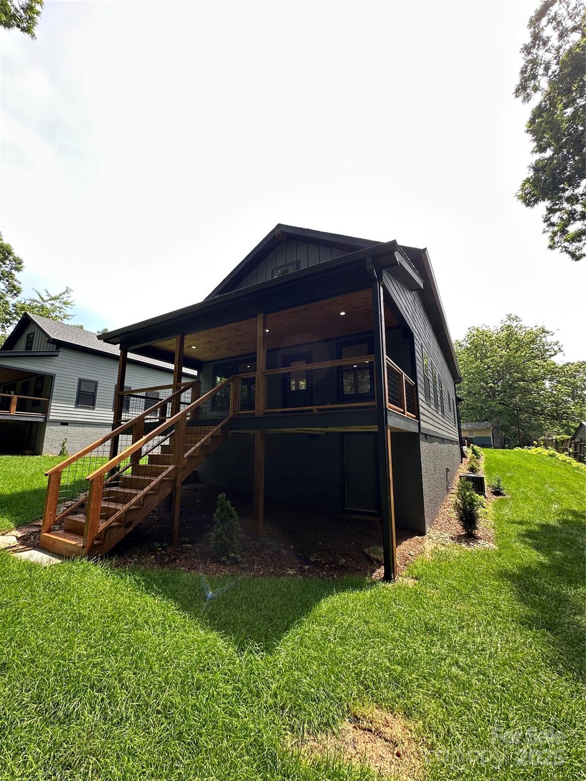 203 1 S Oconeechee Avenue