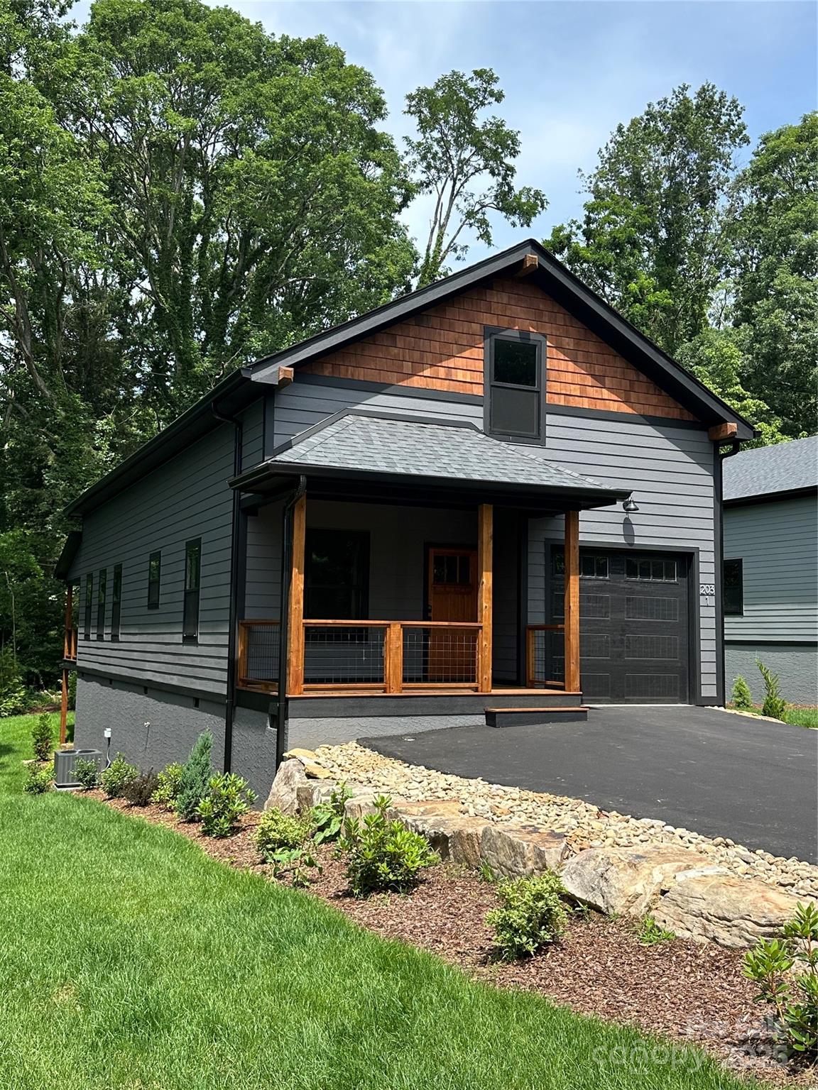 203 1 S Oconeechee Avenue