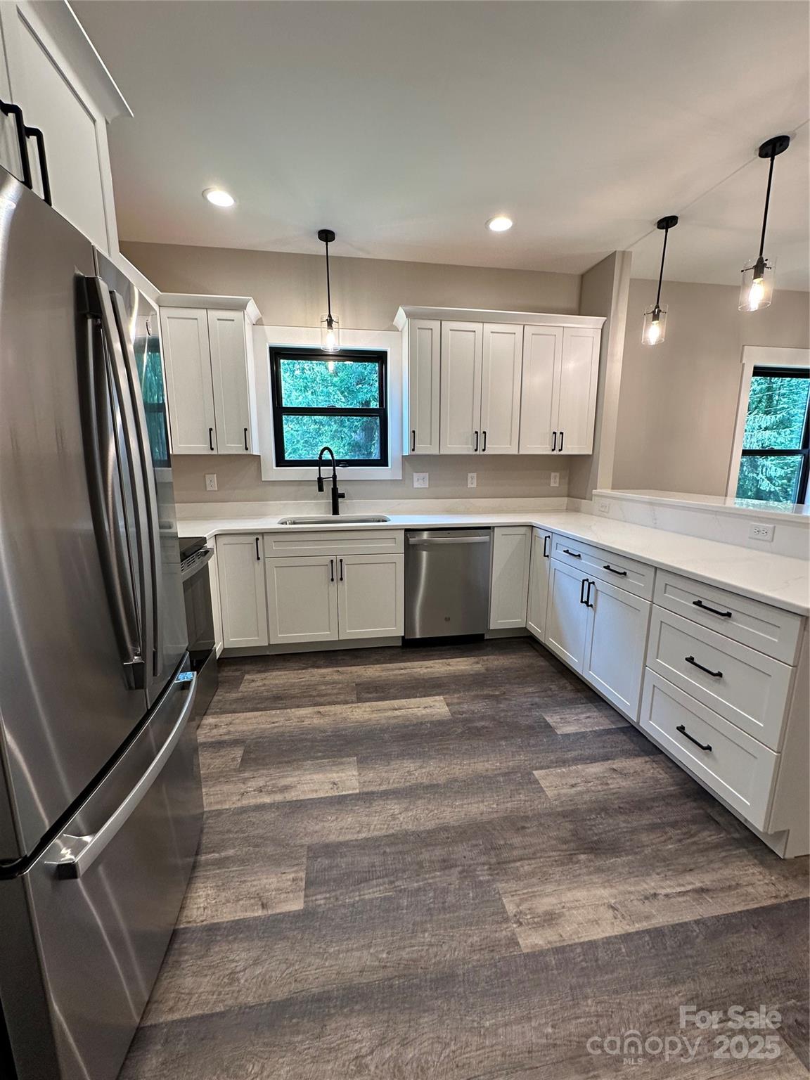 203 1 S Oconeechee Avenue