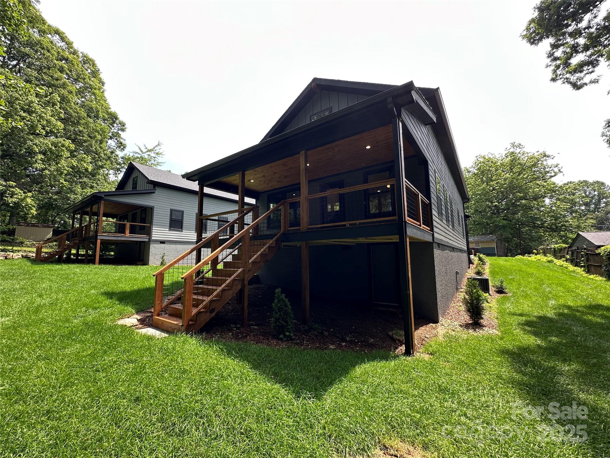 203 1 S Oconeechee Avenue