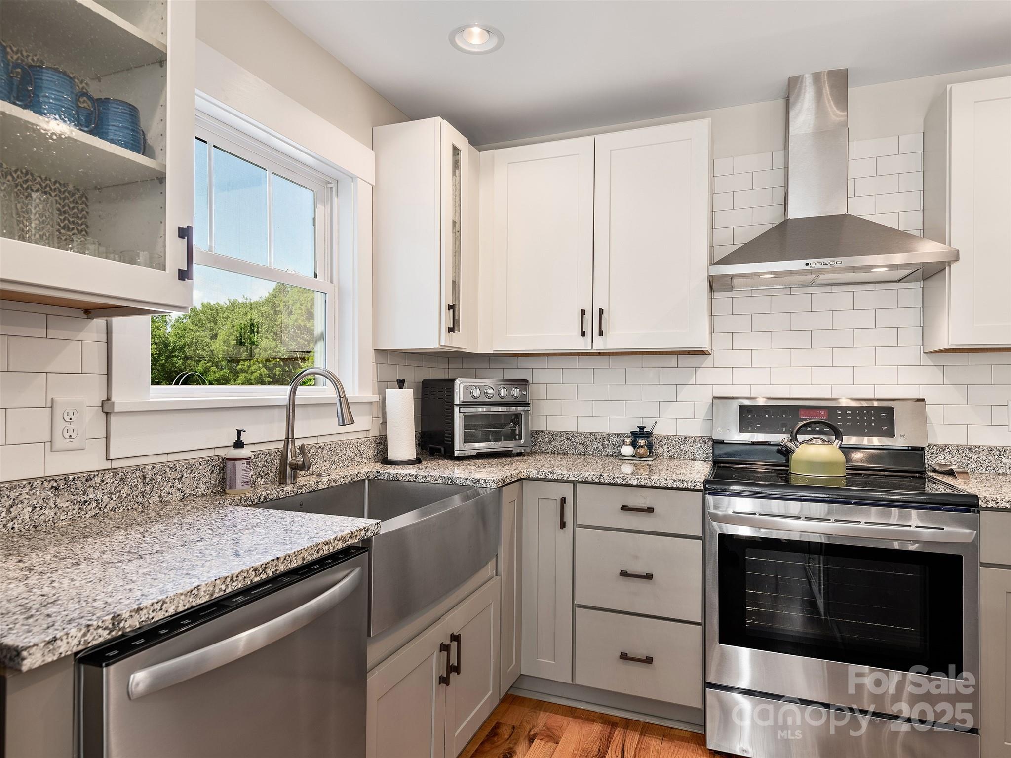 149 Courtland Avenue Unit: 5