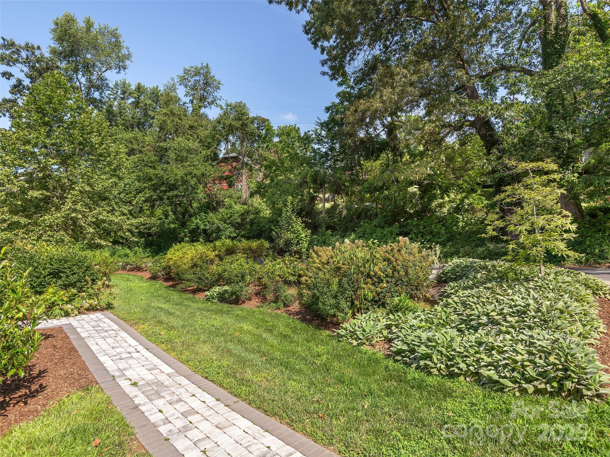 149 Courtland Avenue Unit: 5