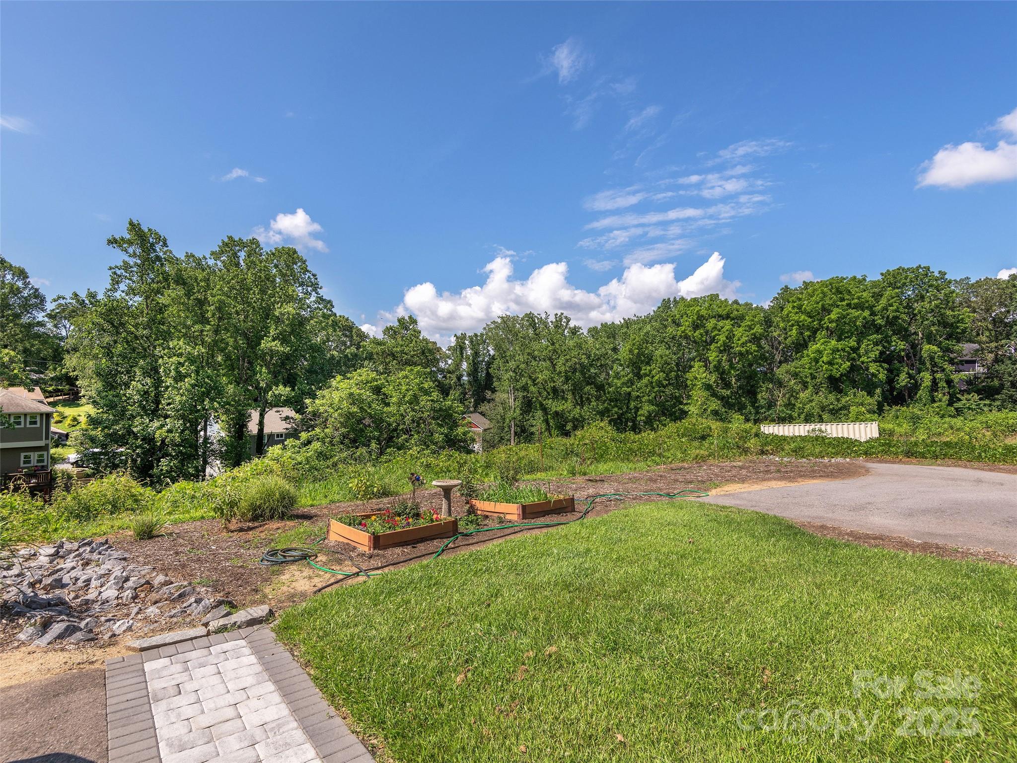 149 Courtland Avenue Unit: 5