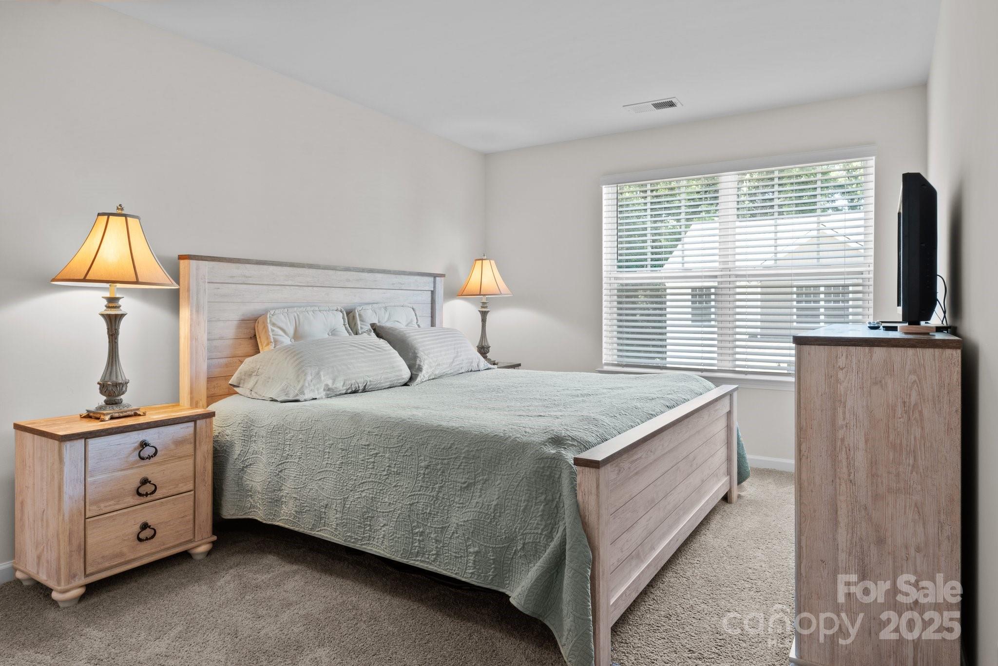 10 Chambers Garden Drive