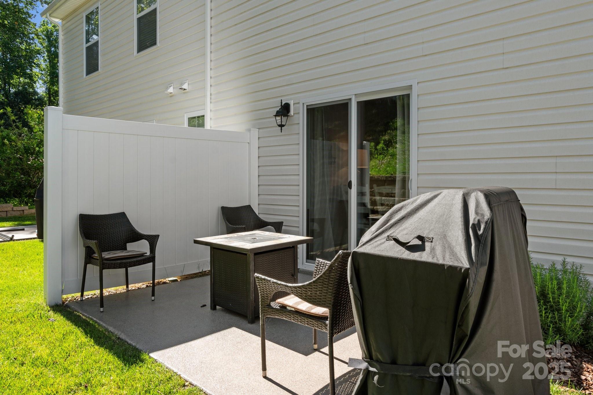 10 Chambers Garden Drive