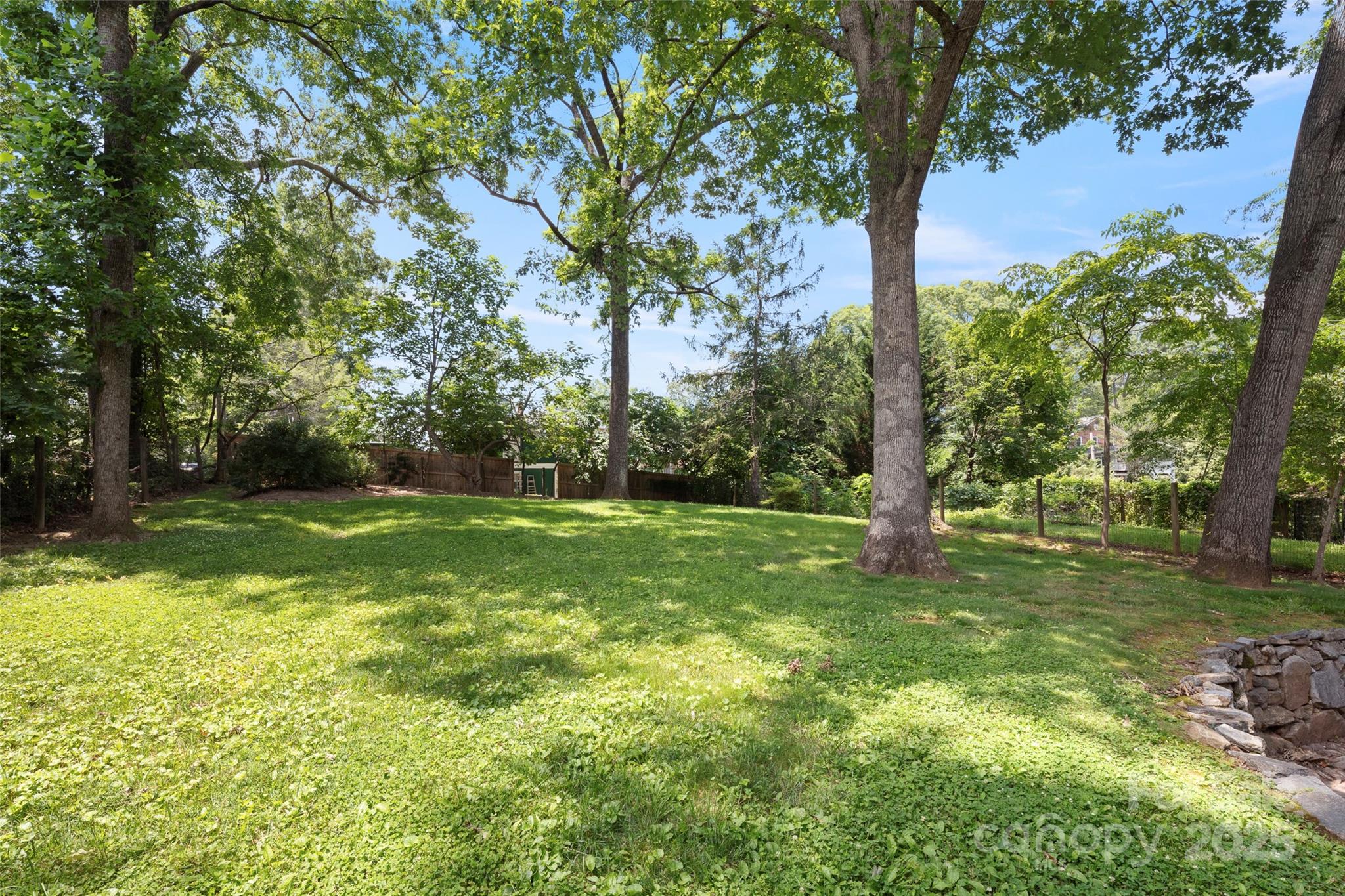 15 Graceland Place
