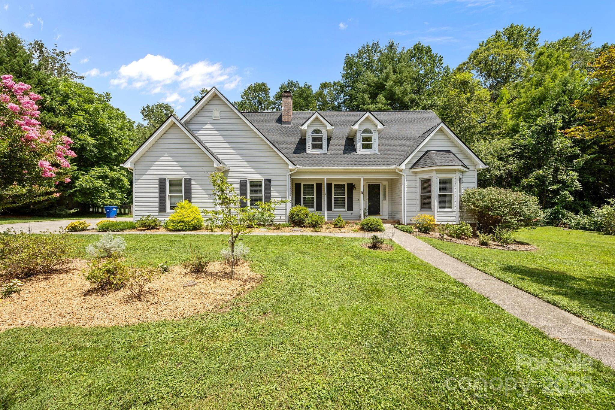 6 Springfield Way