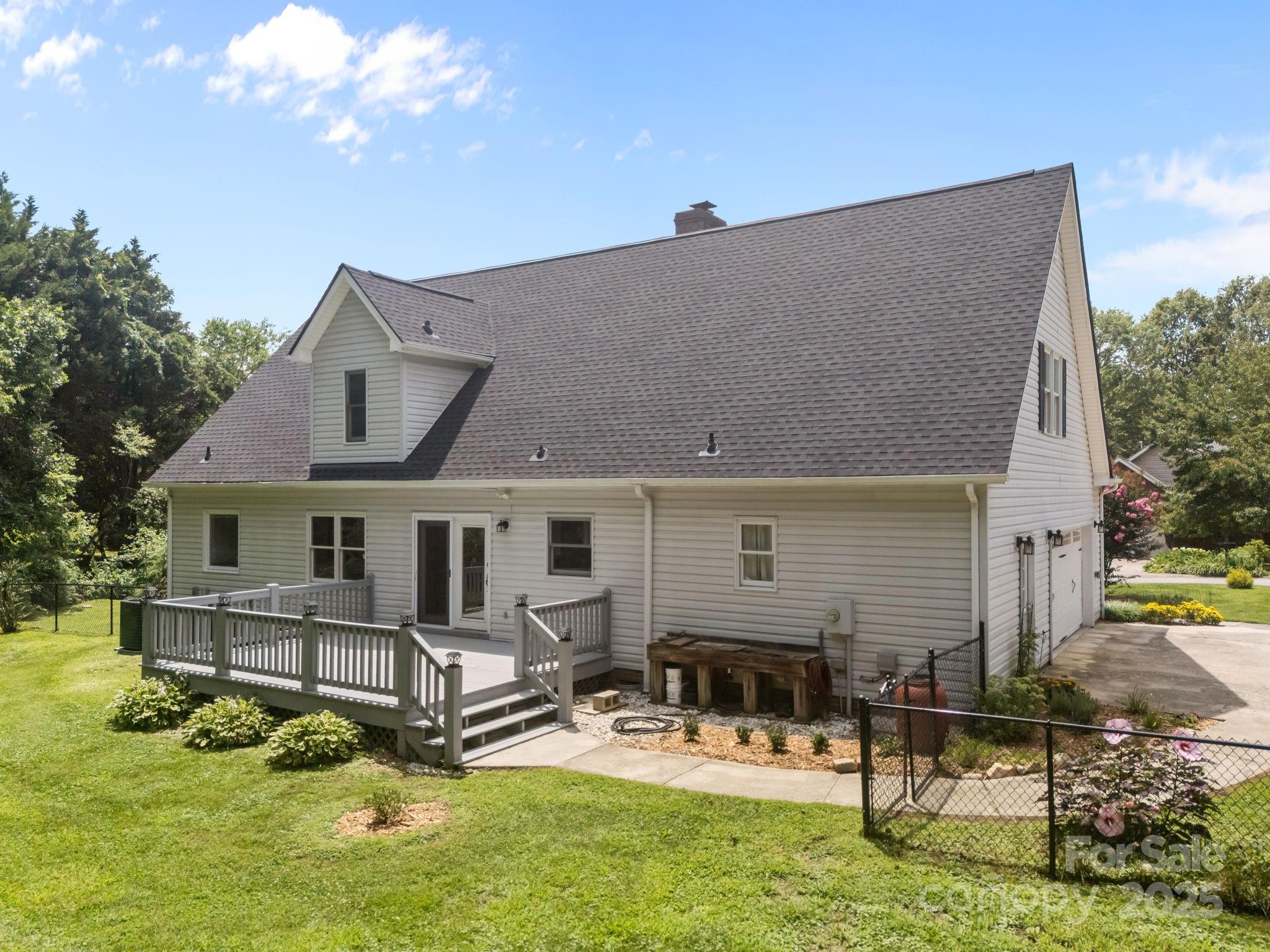 6 Springfield Way