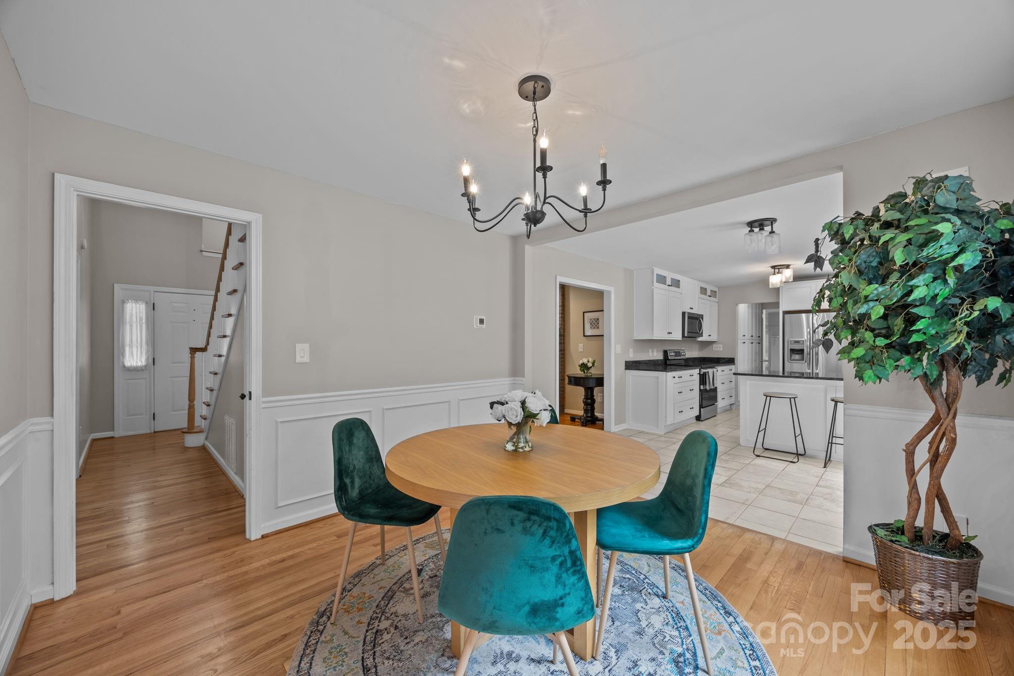 6 Springfield Way