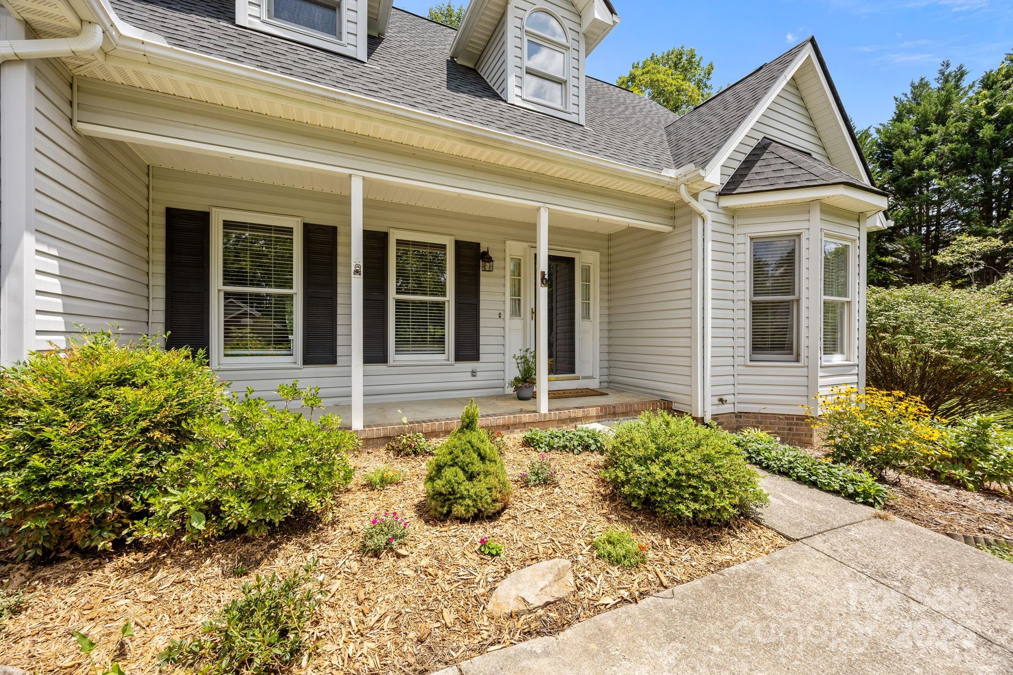 6 Springfield Way